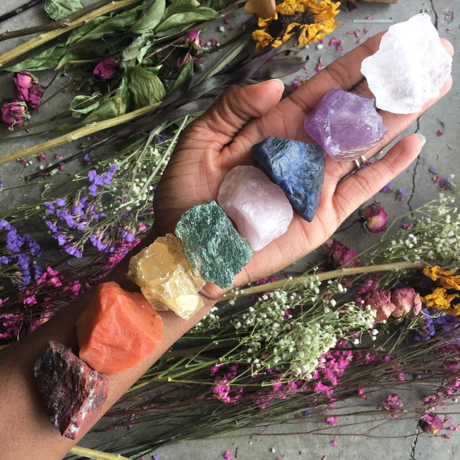 ROUGH CRYSTAL PIECES