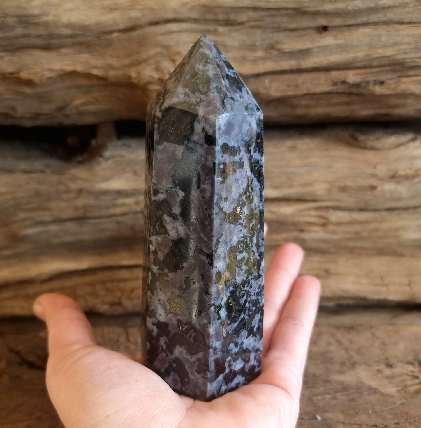 MERLINITE (GABBRO) POLISHED TOWER 584 g - INTUITION