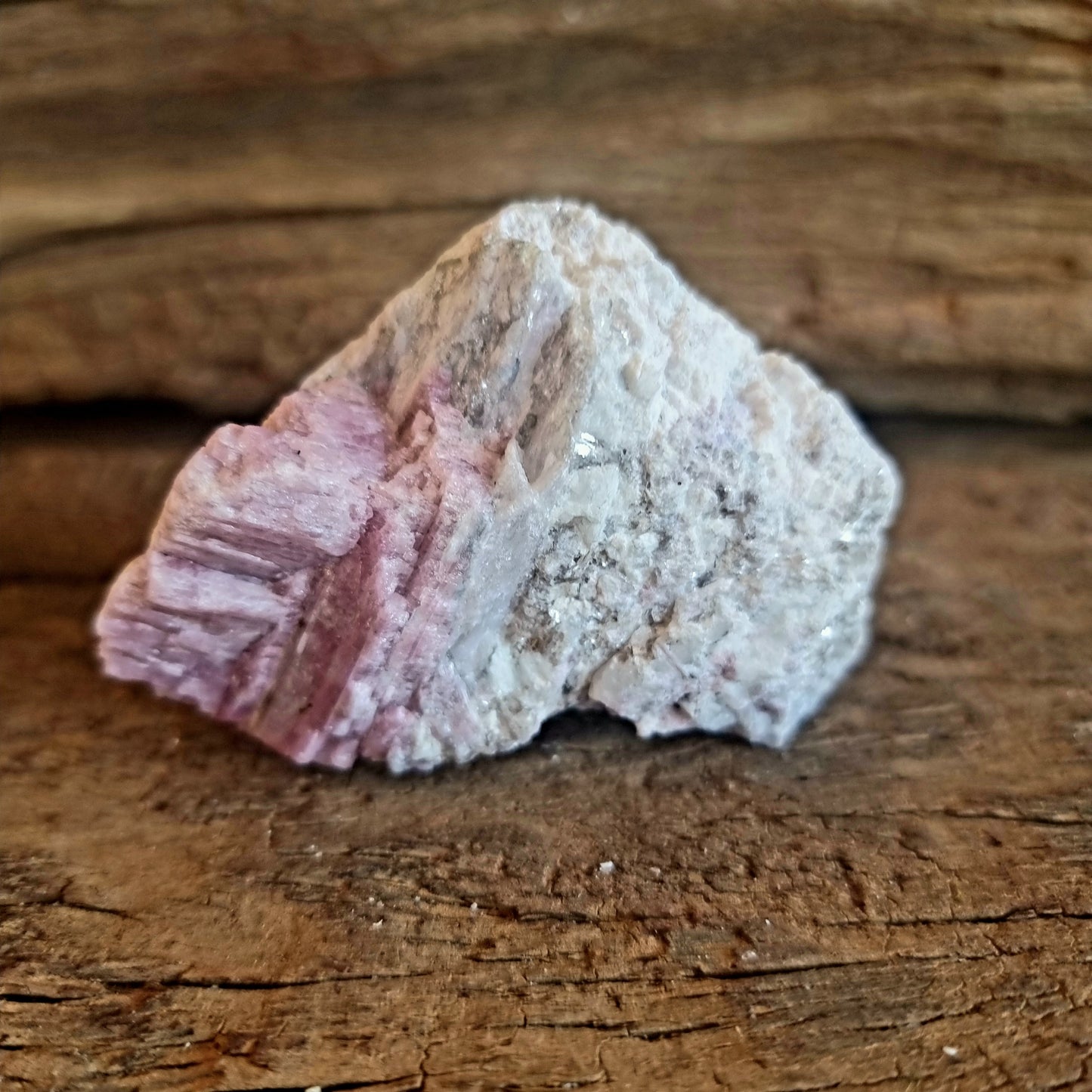 NATURAL PINK RUBELITE TOURMALINE IN SCHIST