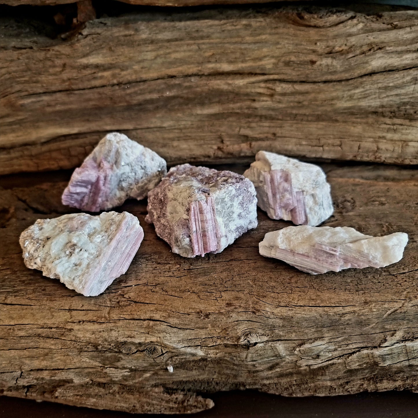 NATURAL PINK RUBELITE TOURMALINE IN SCHIST