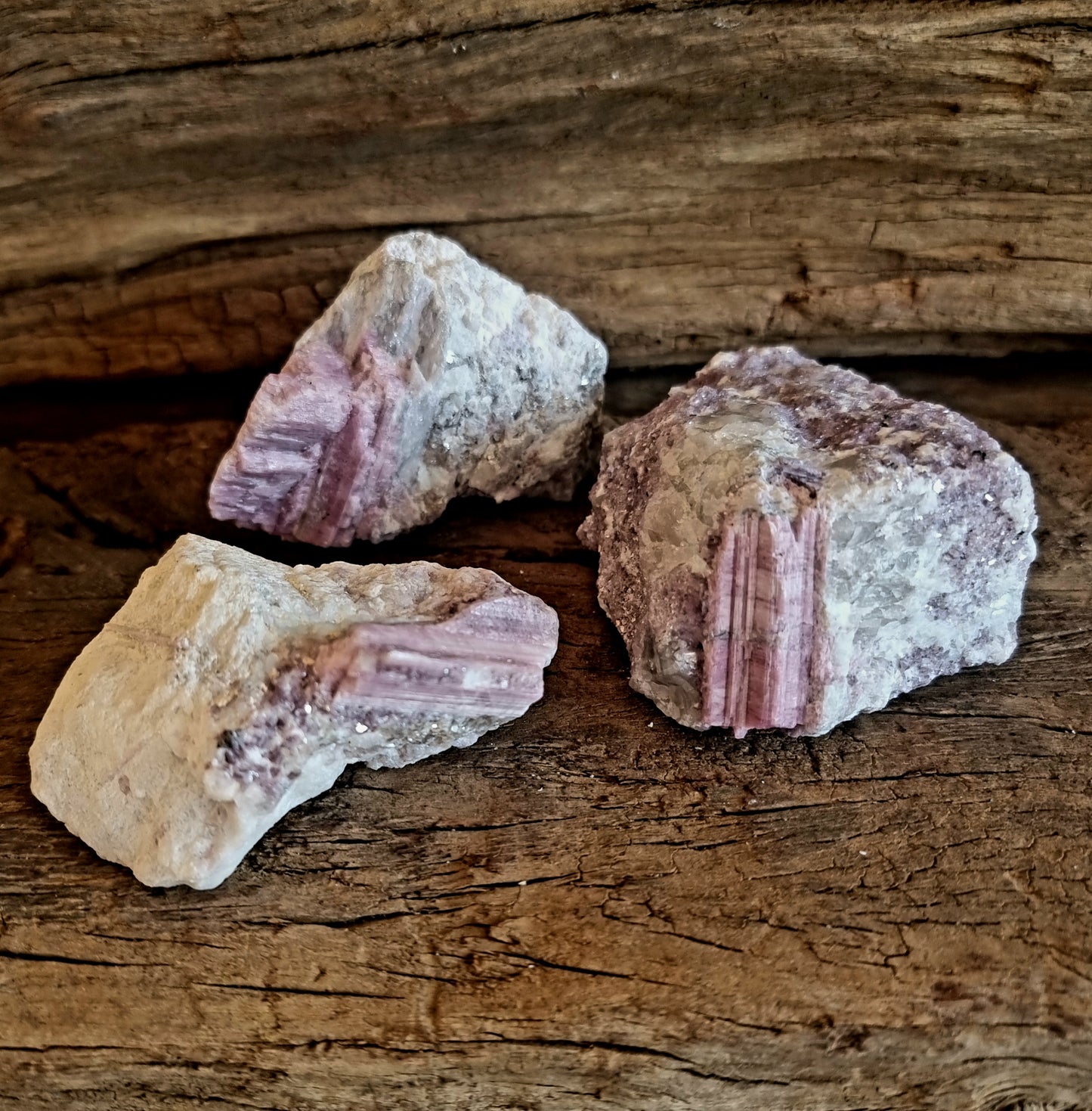 NATURAL PINK RUBELITE TOURMALINE IN SCHIST