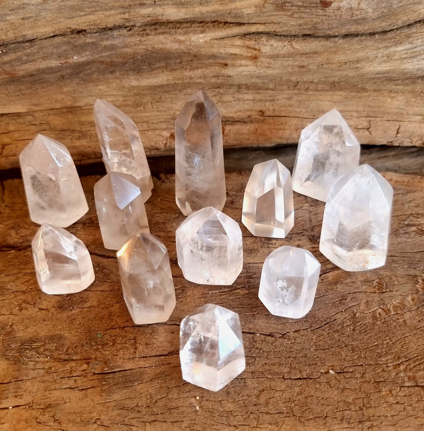 CLEAR QUARTZ TOWER POINT - ENERGY GENERATOR