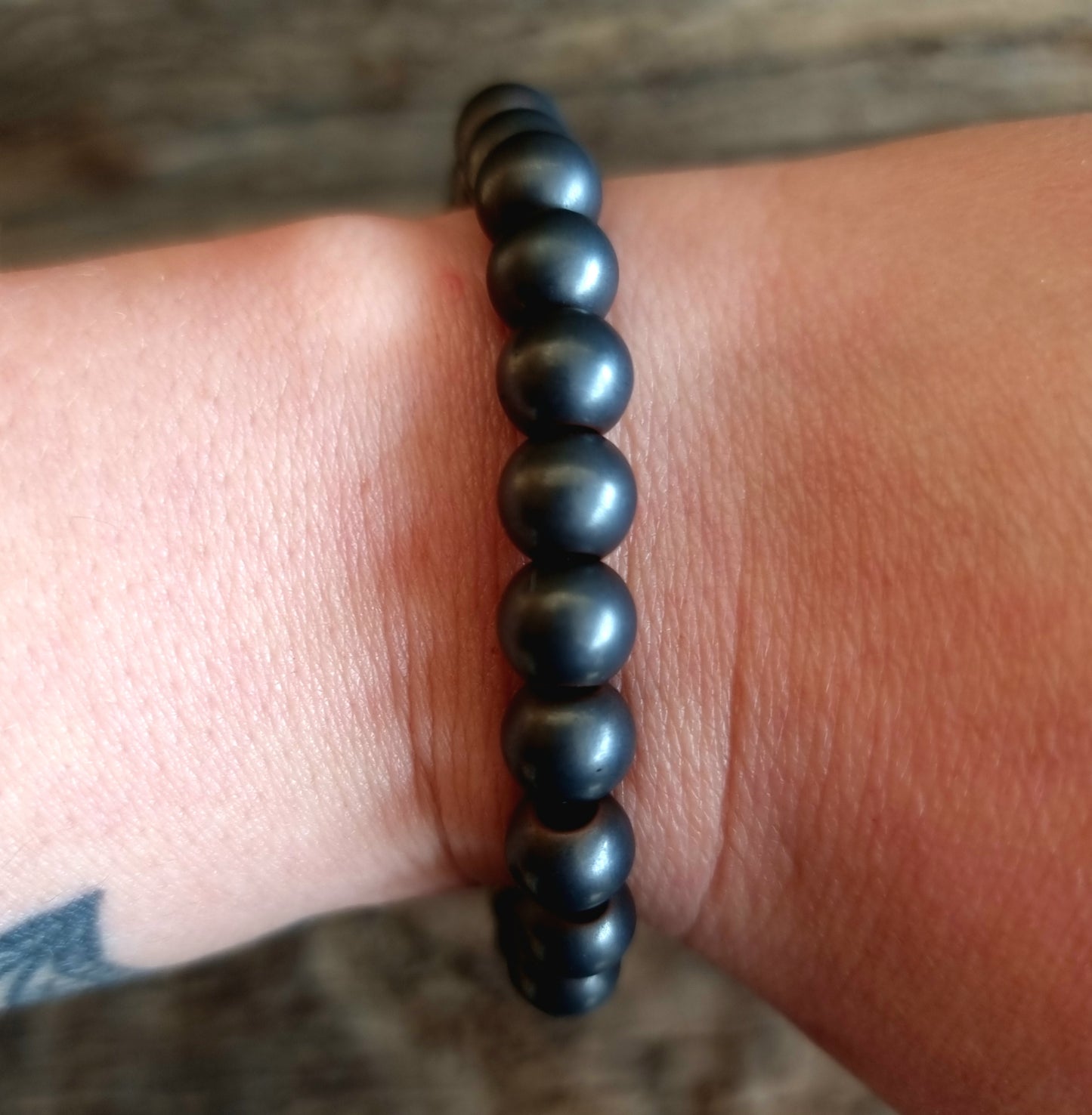 HEMATITE MATT ENERGY BRACELET 8 mm - GROUNDING AND PROTECTION