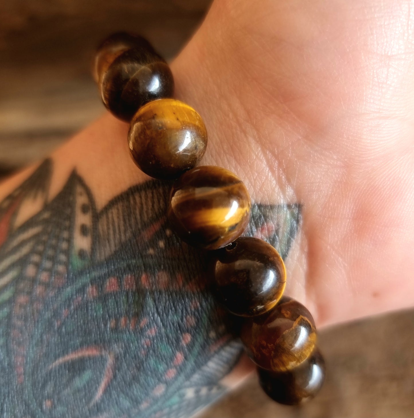 TIGER EYE ENERGY BRACELET 12 mm - PROTECTION & COURAGE