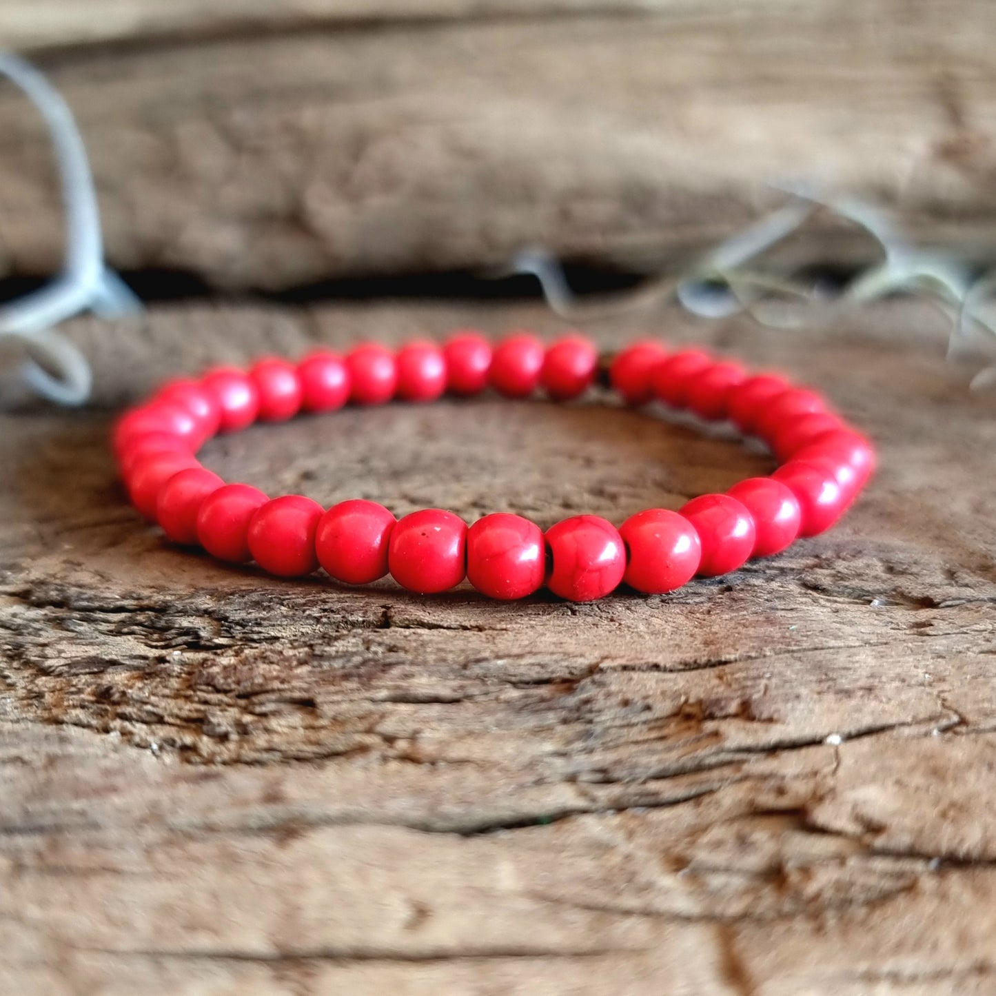 RED HOWLITE ENERGY BRACELET 6 mm - ENLIGHTENMENT
