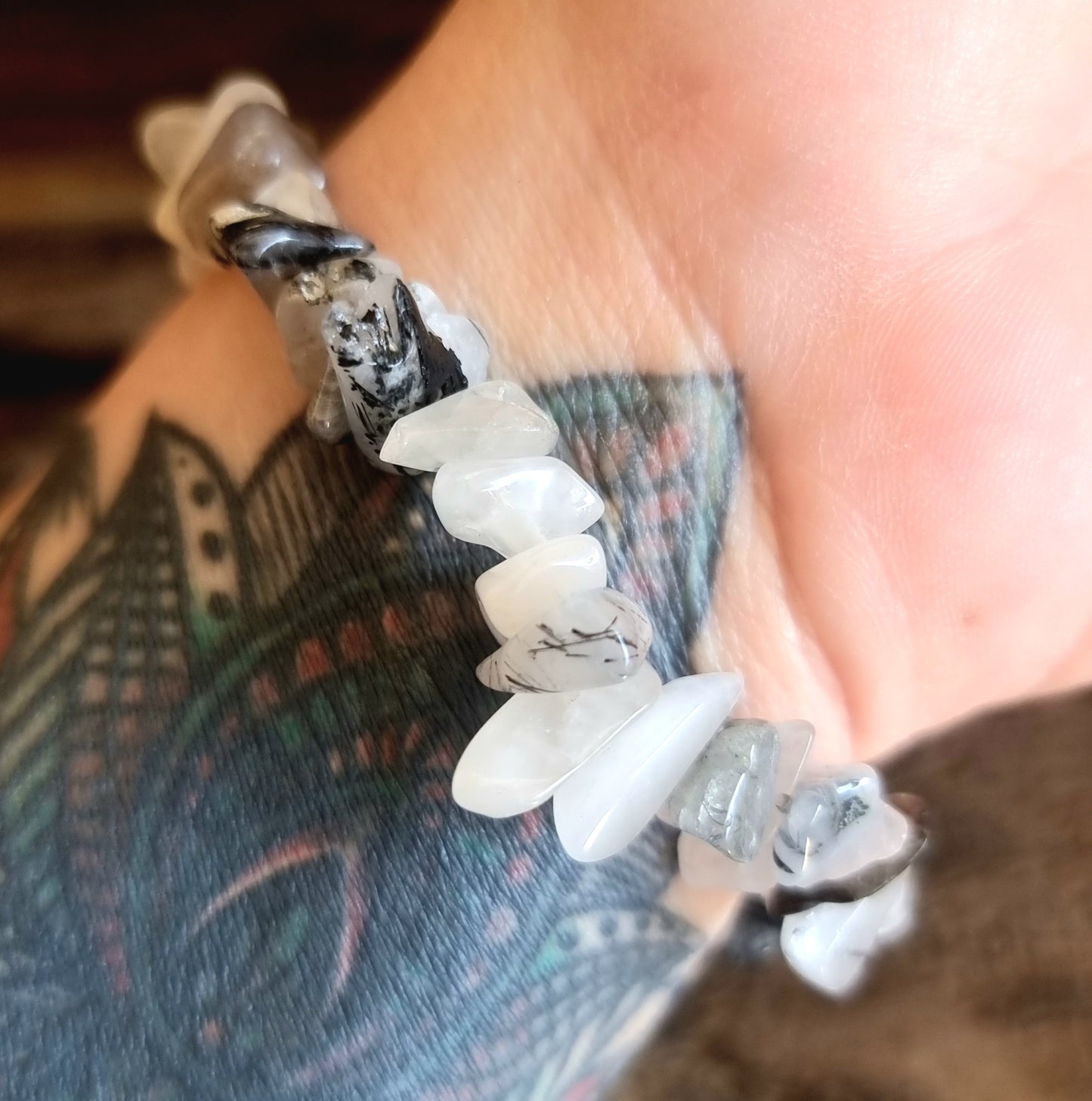 RUTILATED QUARTZ CHIPPED BRACELET - INTUITION