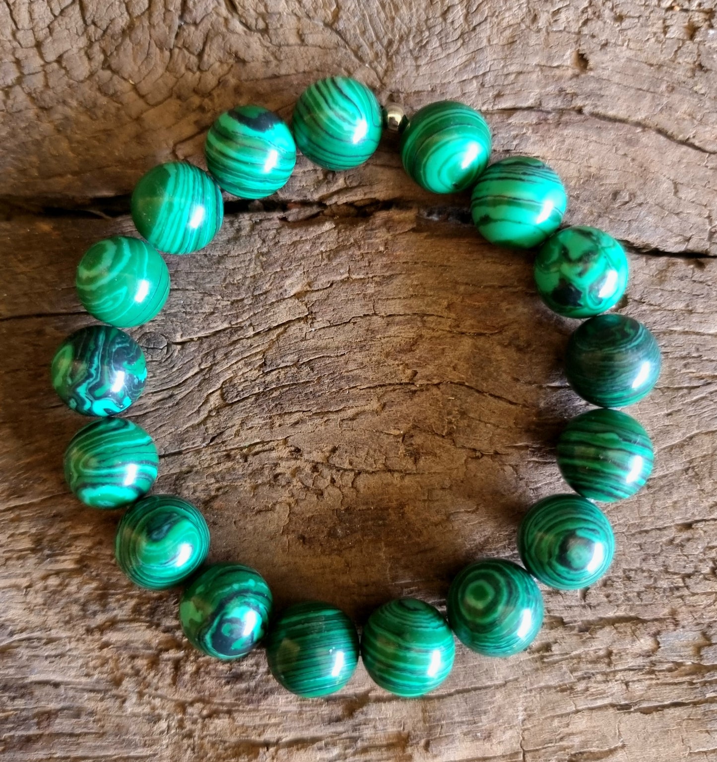 MALACHITE ENERGY BRACELET 10 mm - EMBRACE CHANGE