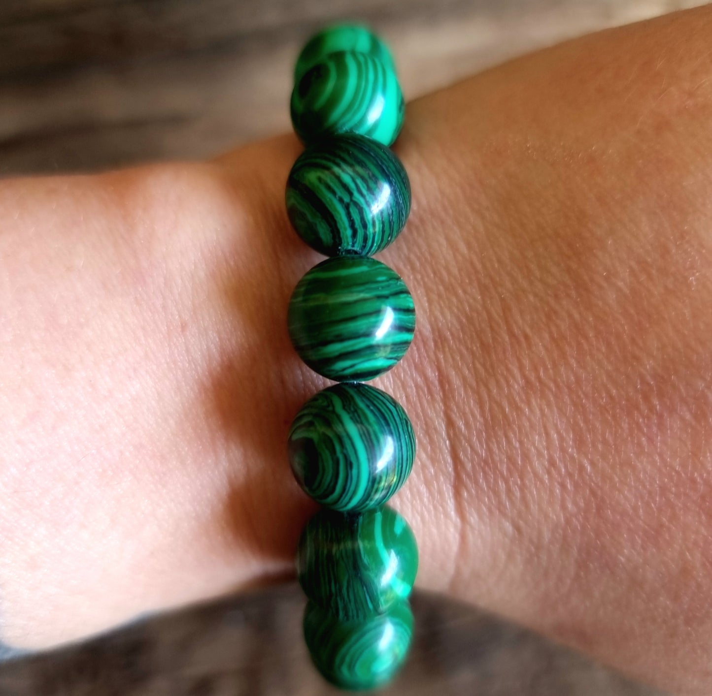 MALACHITE ENERGY BRACELET 10 mm - EMBRACE CHANGE