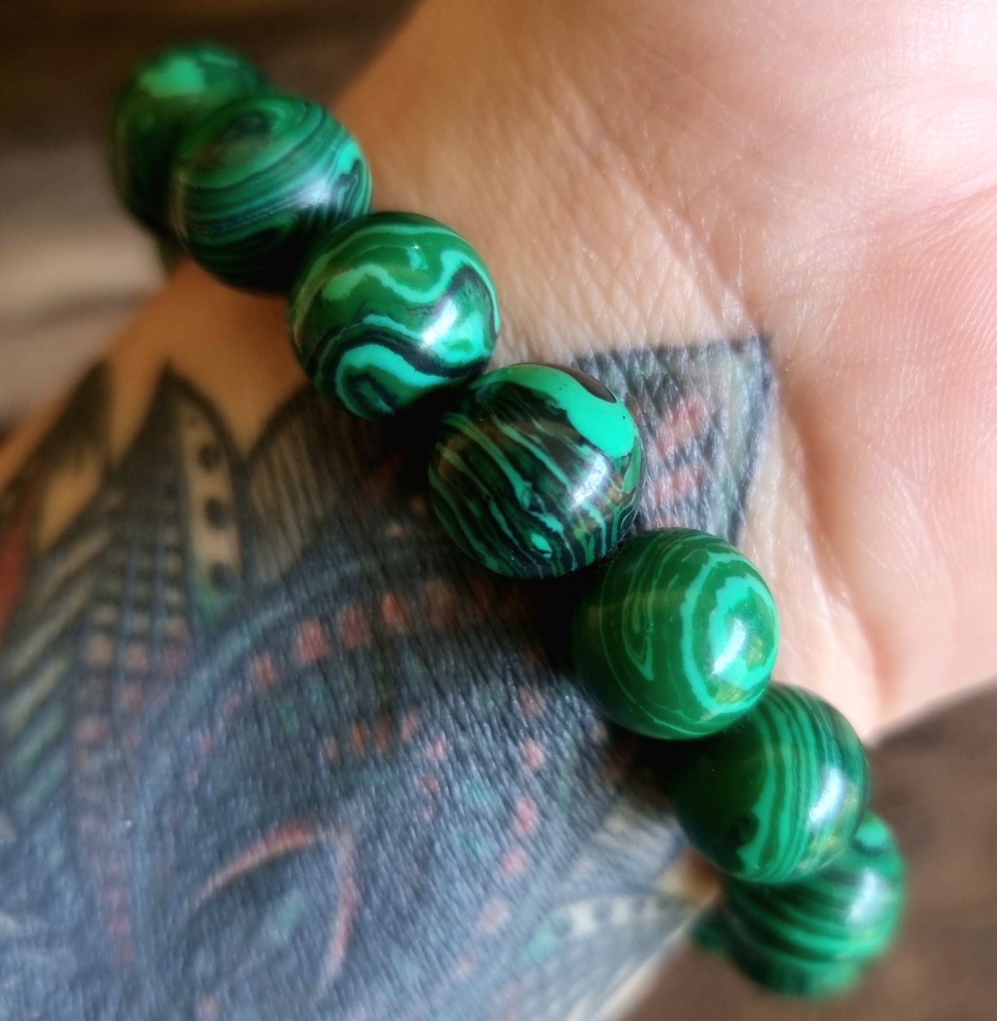 MALACHITE ENERGY BRACELET 10 mm - EMBRACE CHANGE