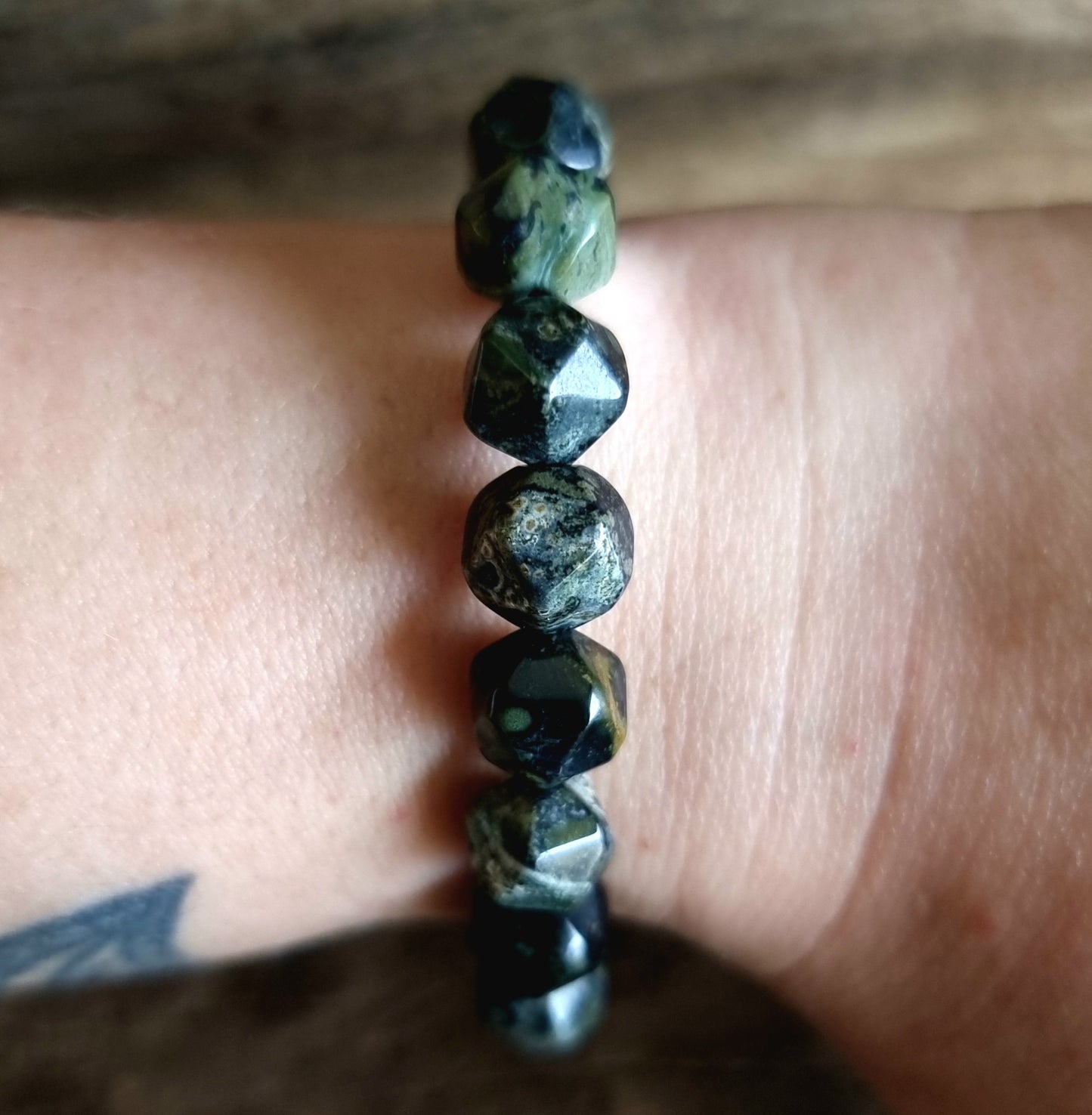 KAMBABA JASPER FACETED ENERGY BRACELET 8 mm - PEACE & TRANQUILITY