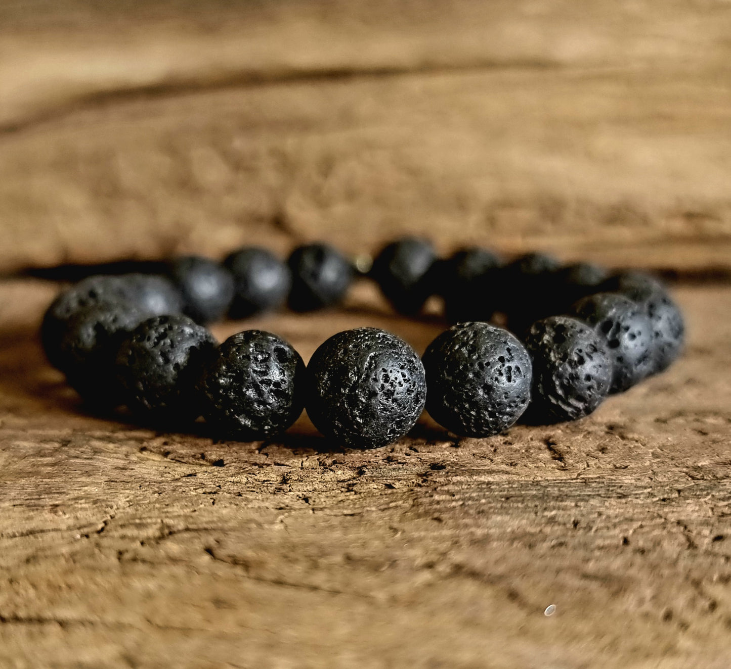 LAVA STONE ESENTIAL OIL DIFFUSER BRACELET 10mm- GROUNDING