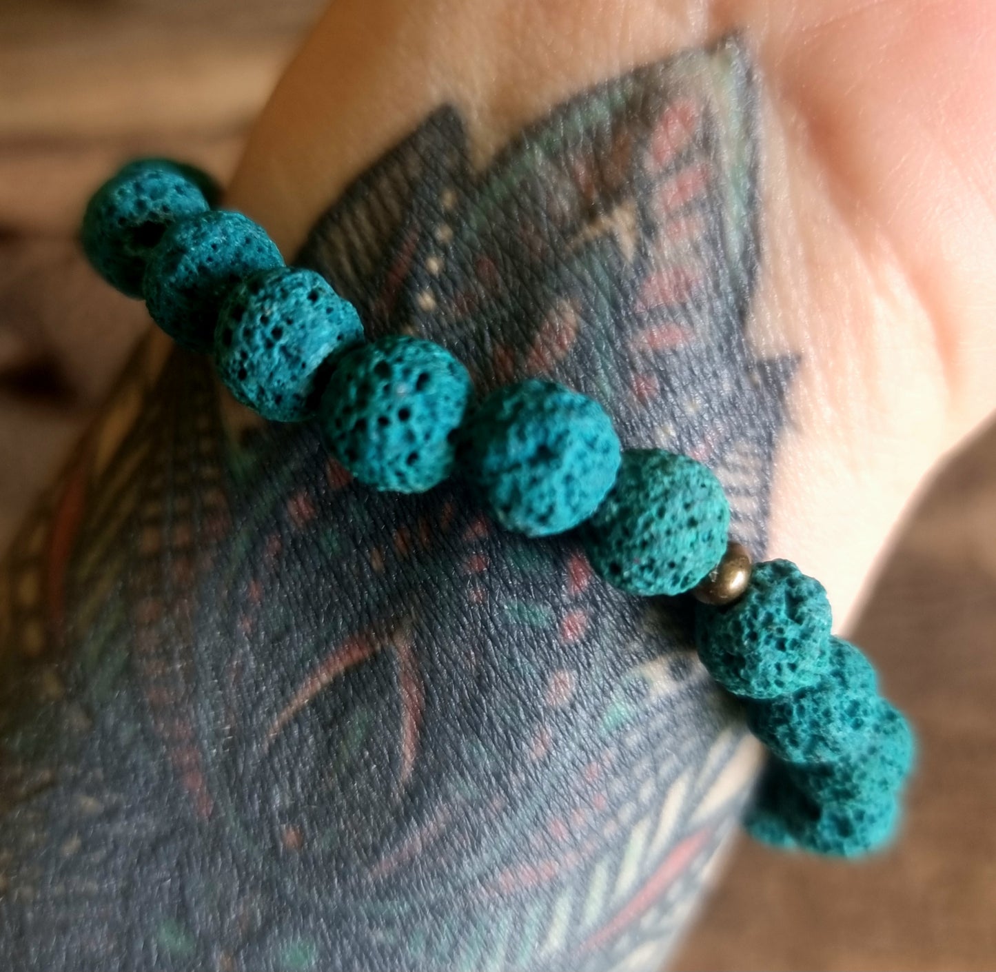 TURQUISE LAVA STONE & CATS EYE ESSENTIAL OIL DIFFUSER BRACELET