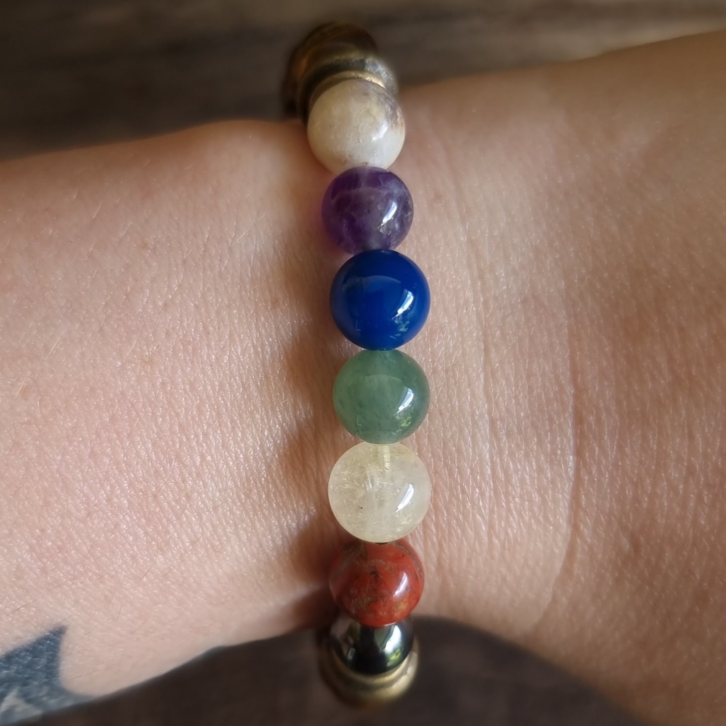 TIGER EYE SEVEN CHAKRA BALANCING BRACELET 8 mm