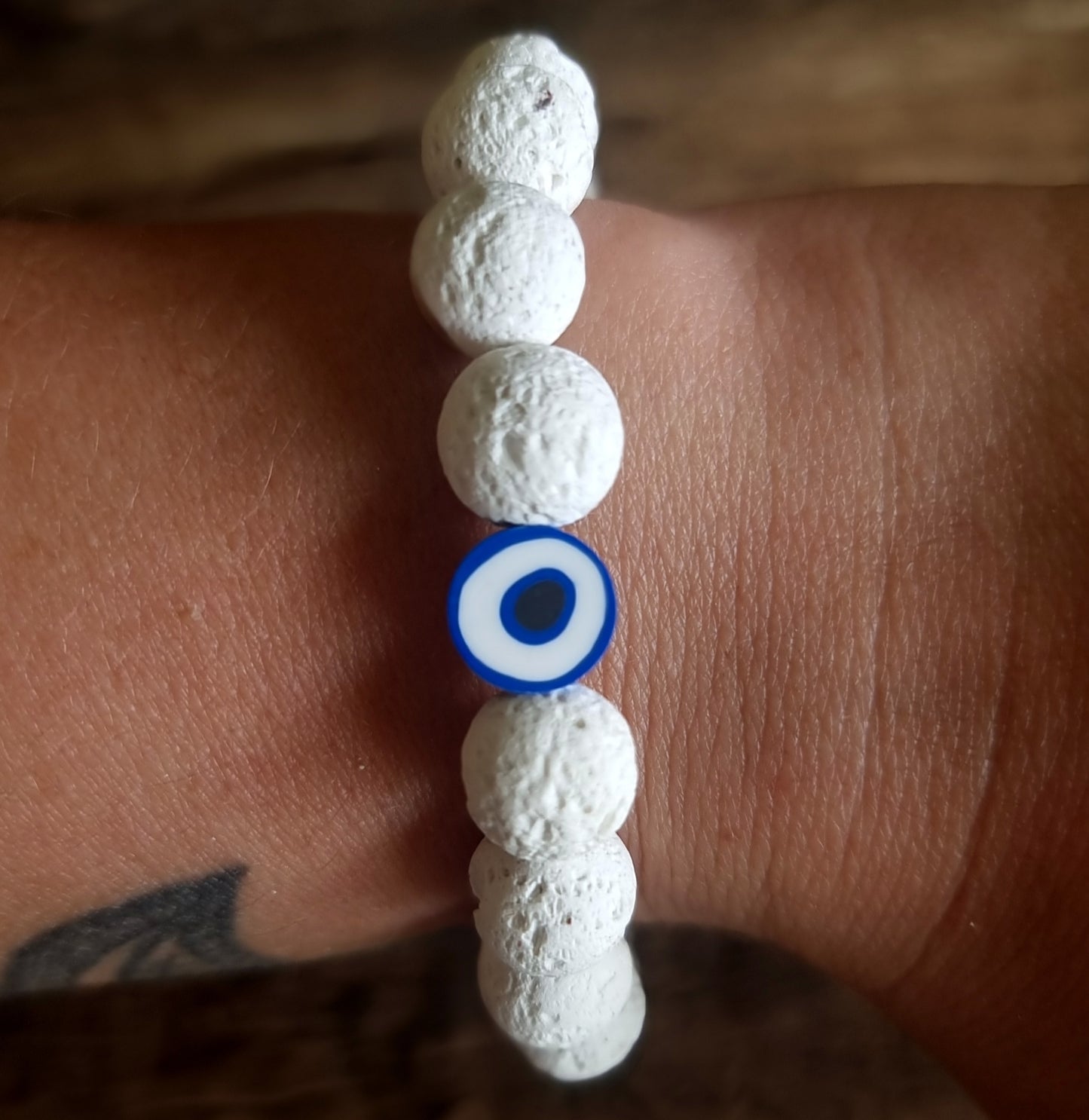WHITE LAVA STONE EVIL EYE DIFFUSER BRACELET 8 mm - PROTECTION AGAINST JEALOUSY
