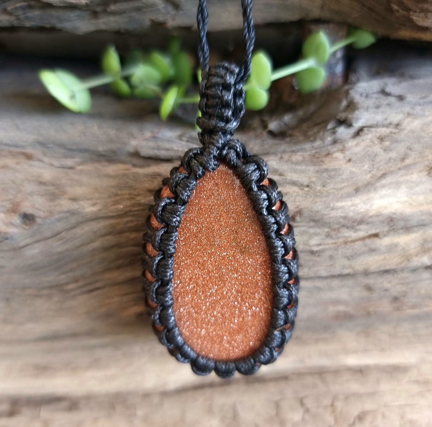 GOLDSTONE MACRAME NECKLACE - AMBITION & POSITIVITY