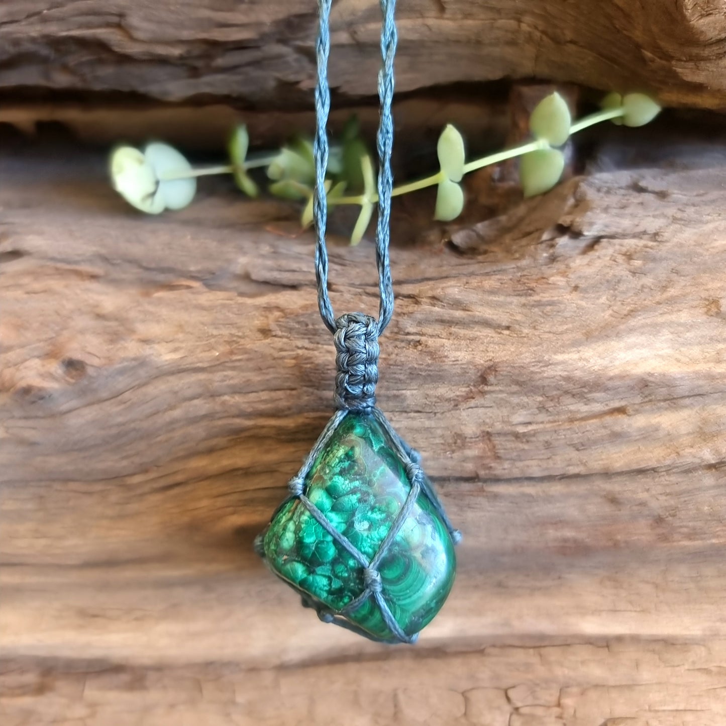 MALACHITE MACRAME NECKLACE - HEART HEALER