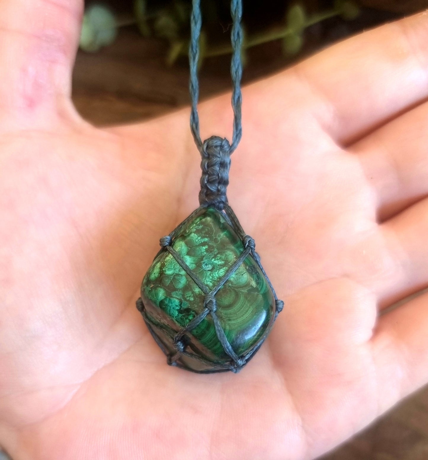 MALACHITE MACRAME NECKLACE - HEART HEALER