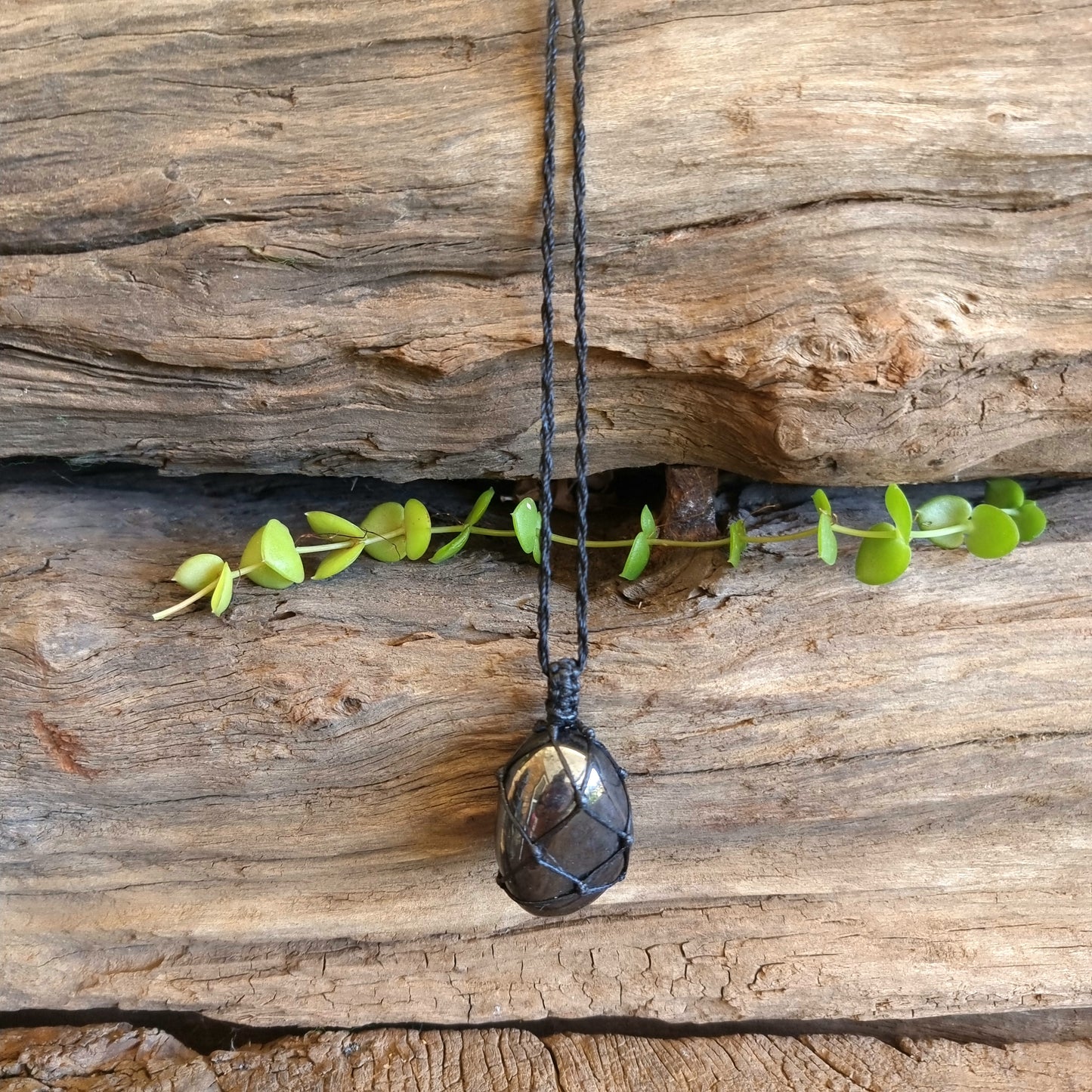 HEMATITE TUMBLED MACRAME NECKLACE - PROTECTION