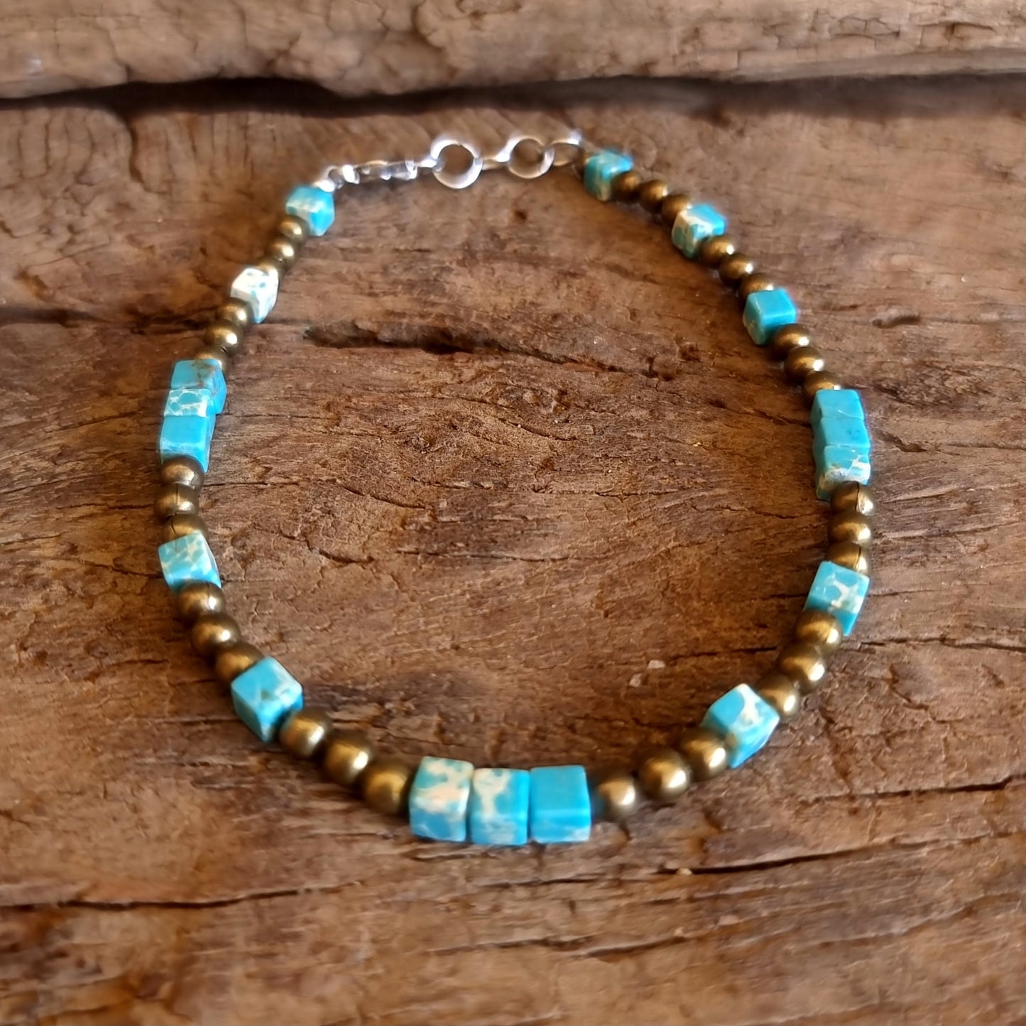 TURQUISE HOWLITE SQUARE ANKLE CHAIN - GOOD FORTUNE