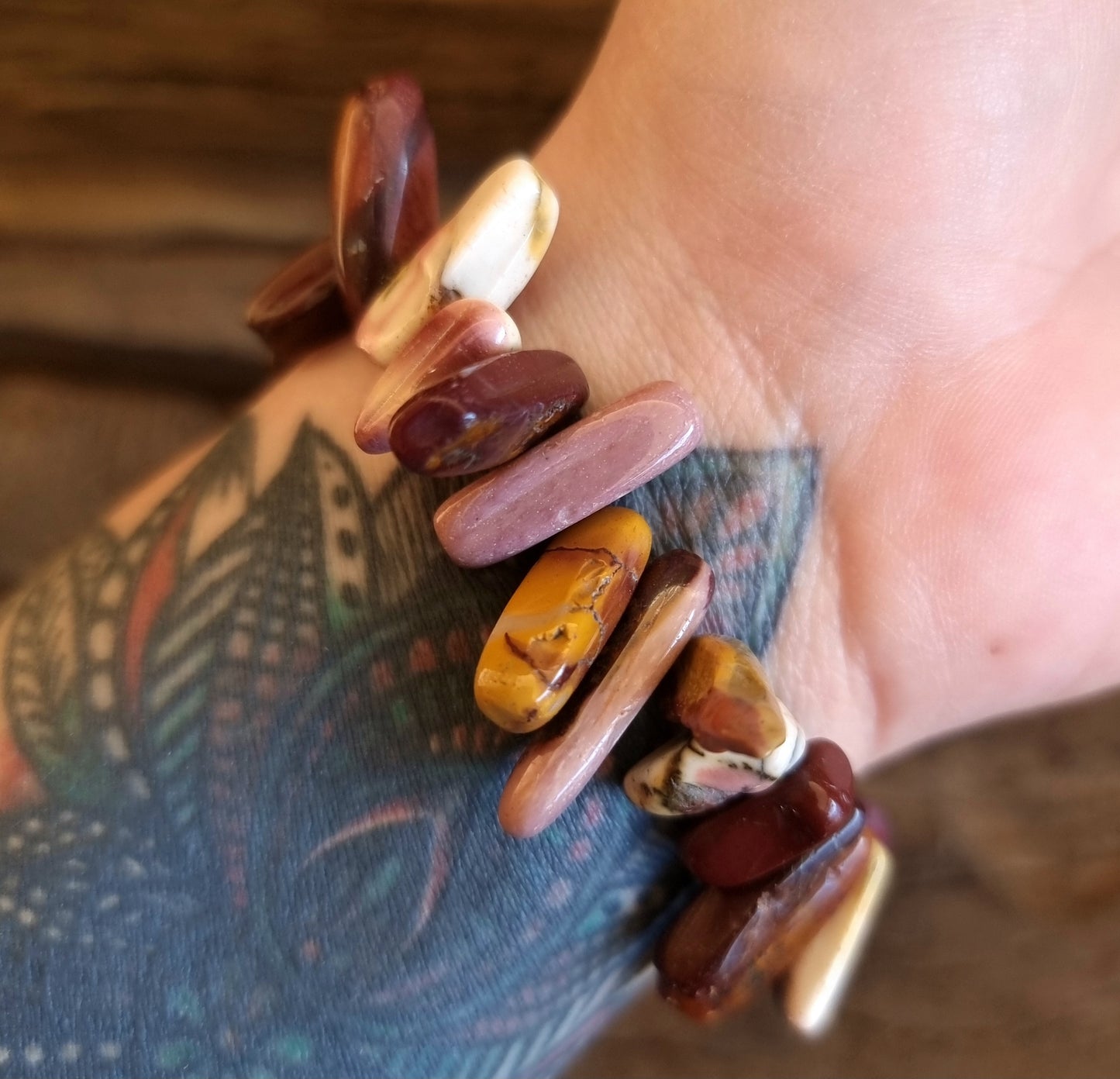 MOOKAITE JASPER LARGE CHIPPED BRACELET - INTUITION