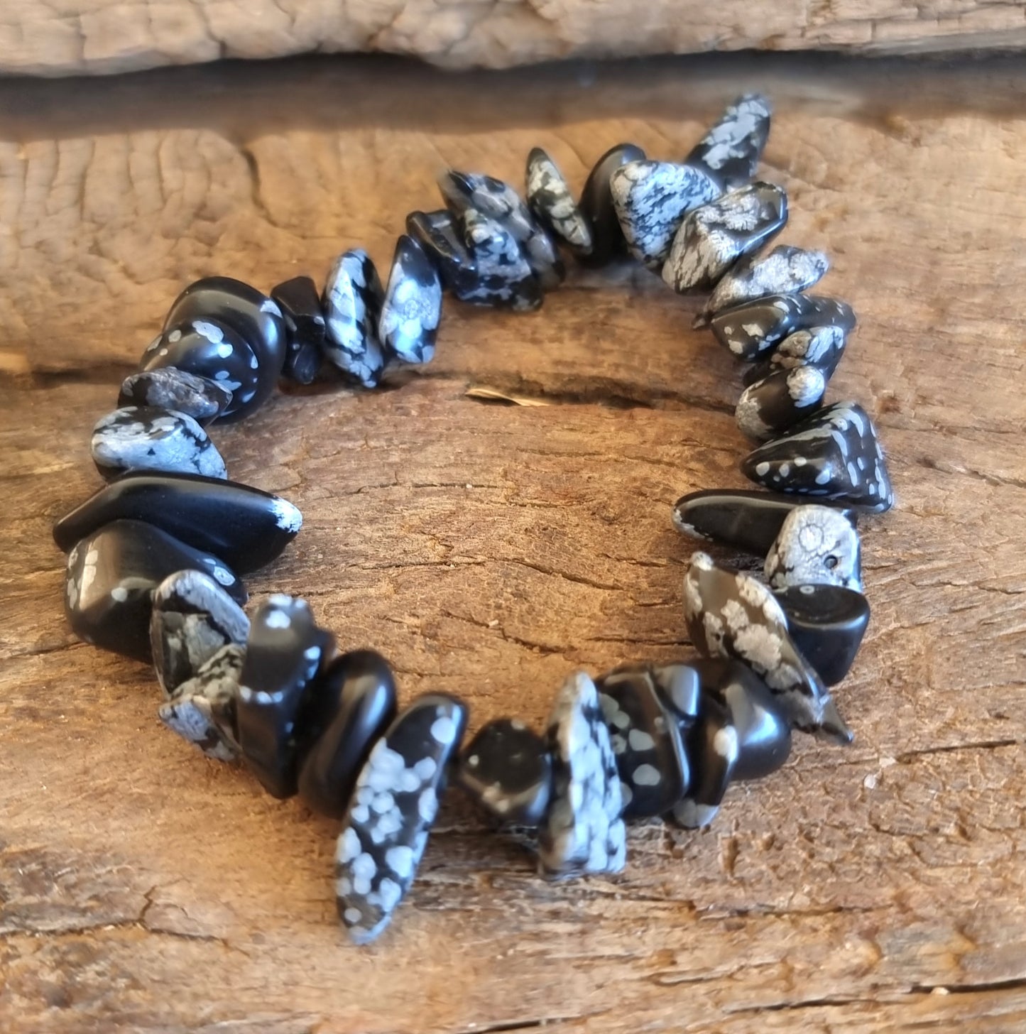SNOWFLAKE OBSIDIAN CHIPPED BRACELET - GROUNDING