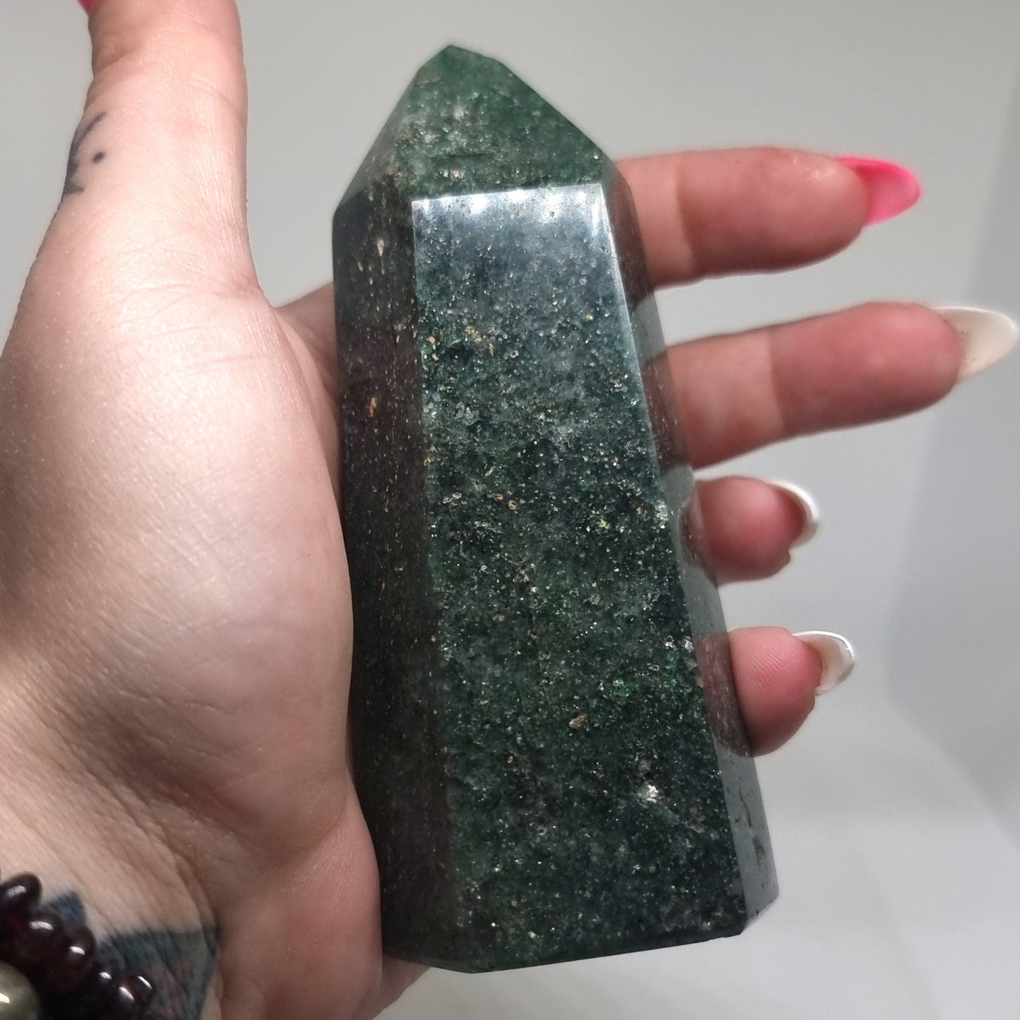 GREEN FUCHSITE QUARTZ WITH PYRITE & MICA SPECS TOWER 335g