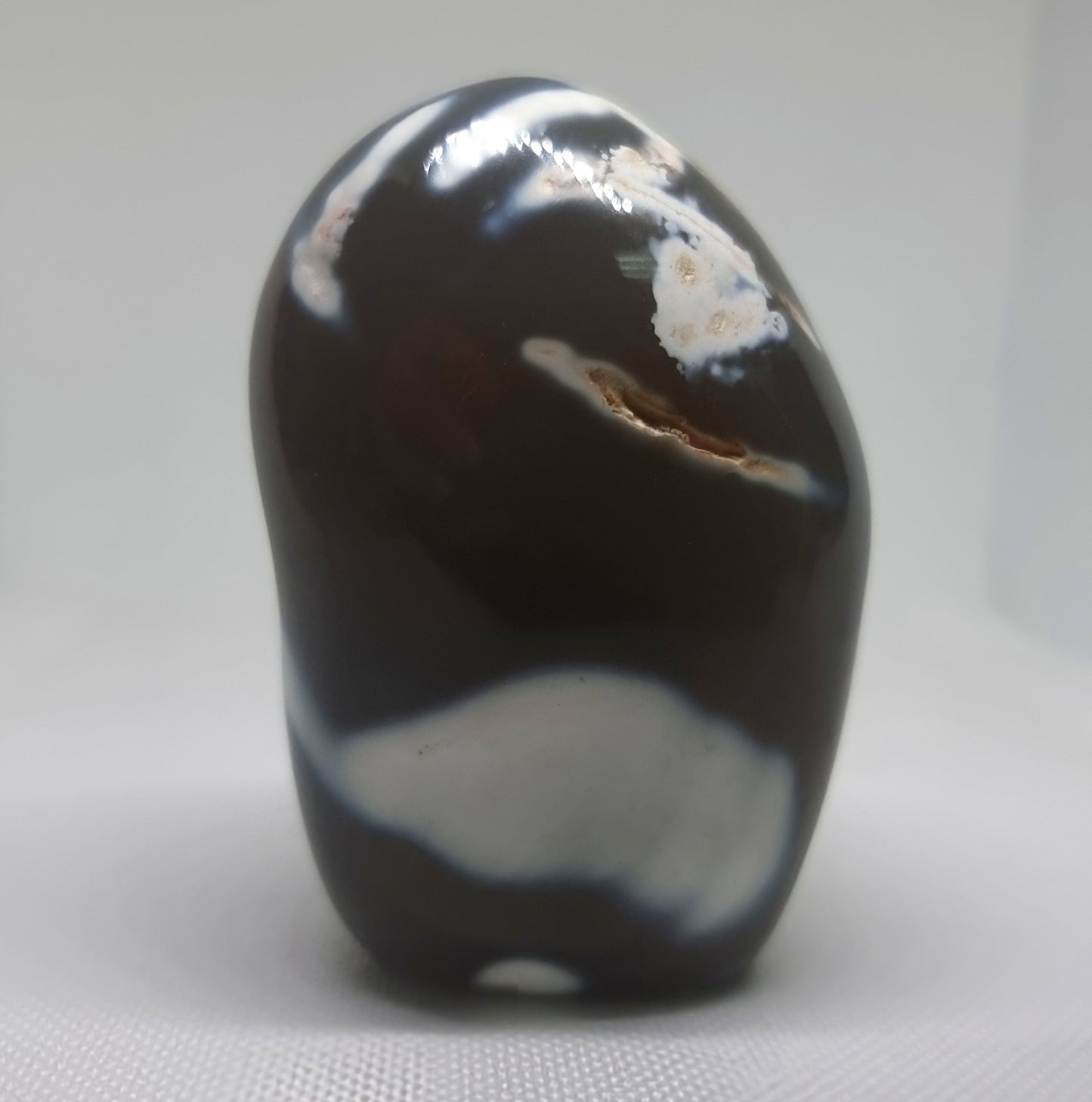 POLISHED ORCA/SNOW AGATE FREEFORM 481g - BALANCE & HARMONY