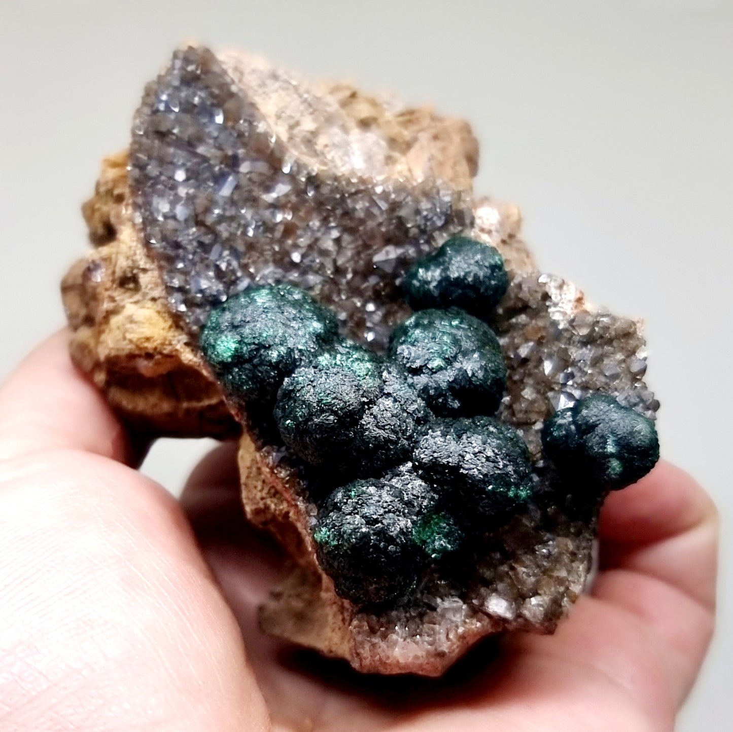 RARE BALL MALACHITE ON DRUZY QUARTZ 154g