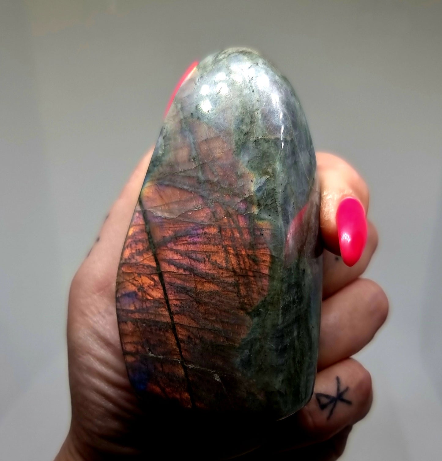 RARE POLISHED PURPLE SUNSET LABRADORITE FREEFORM 254 g - CLAIRVOYANCE