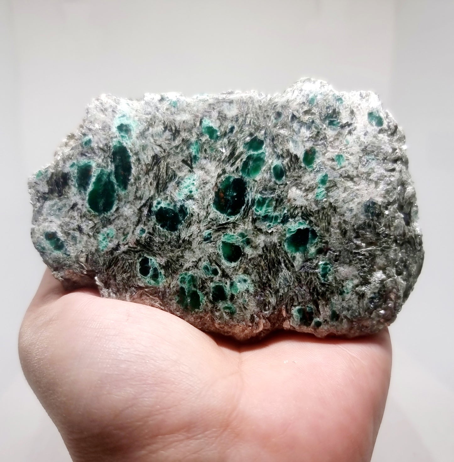 POLISHED EMERALD IN MATRIX SPECIMEN SLICE 267 g - SUCCESSFUL LOVE (Copy)