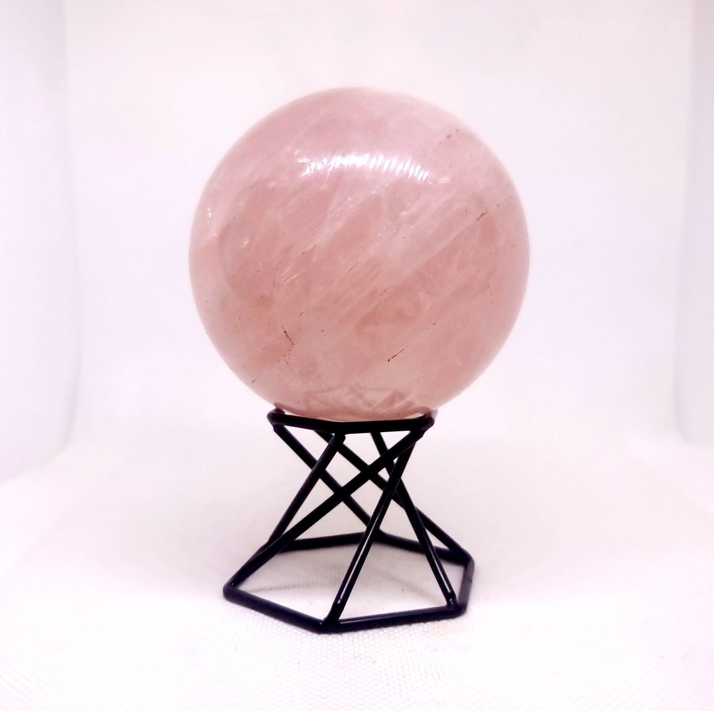 ROSE QUARTZ POLISHED SPHERE 614 g - LOVE