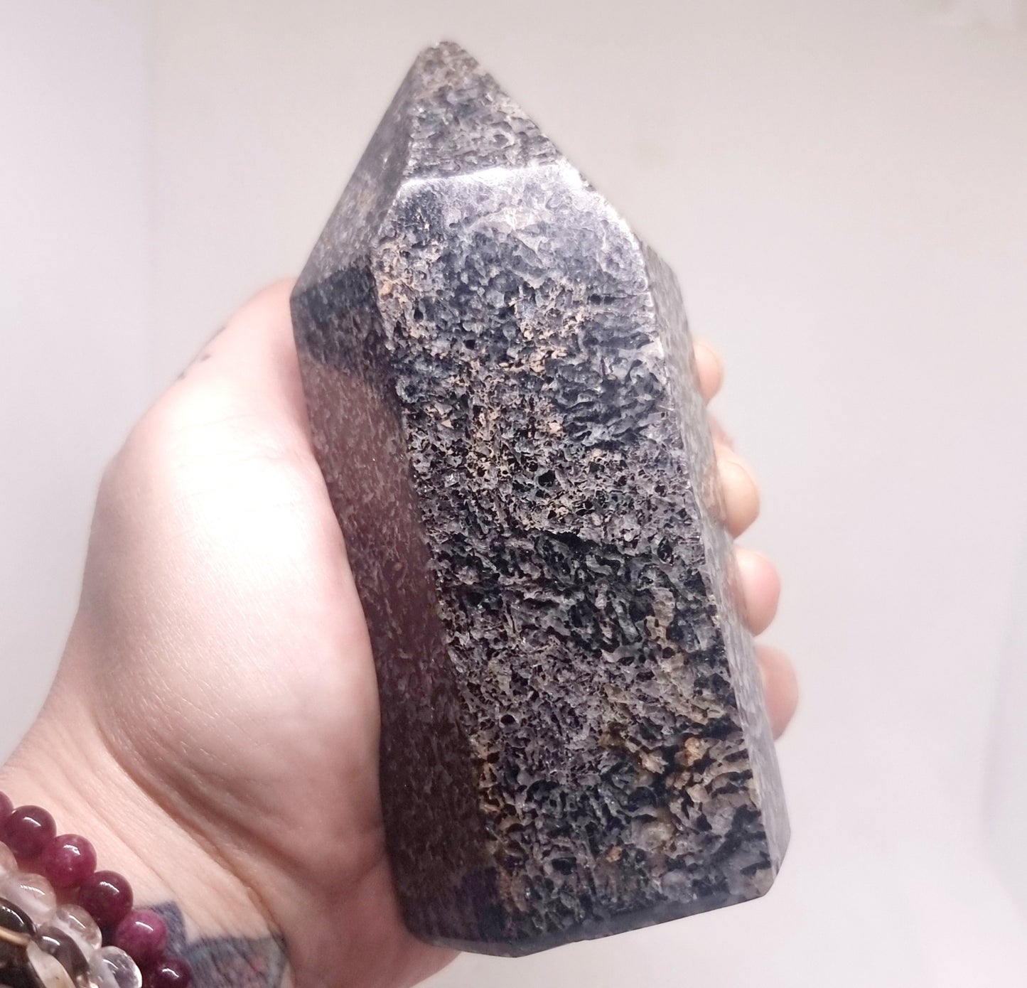 BLACK TOURMALINE POLISHED TOWER 12 cm - SHAMANIC PROTECTION