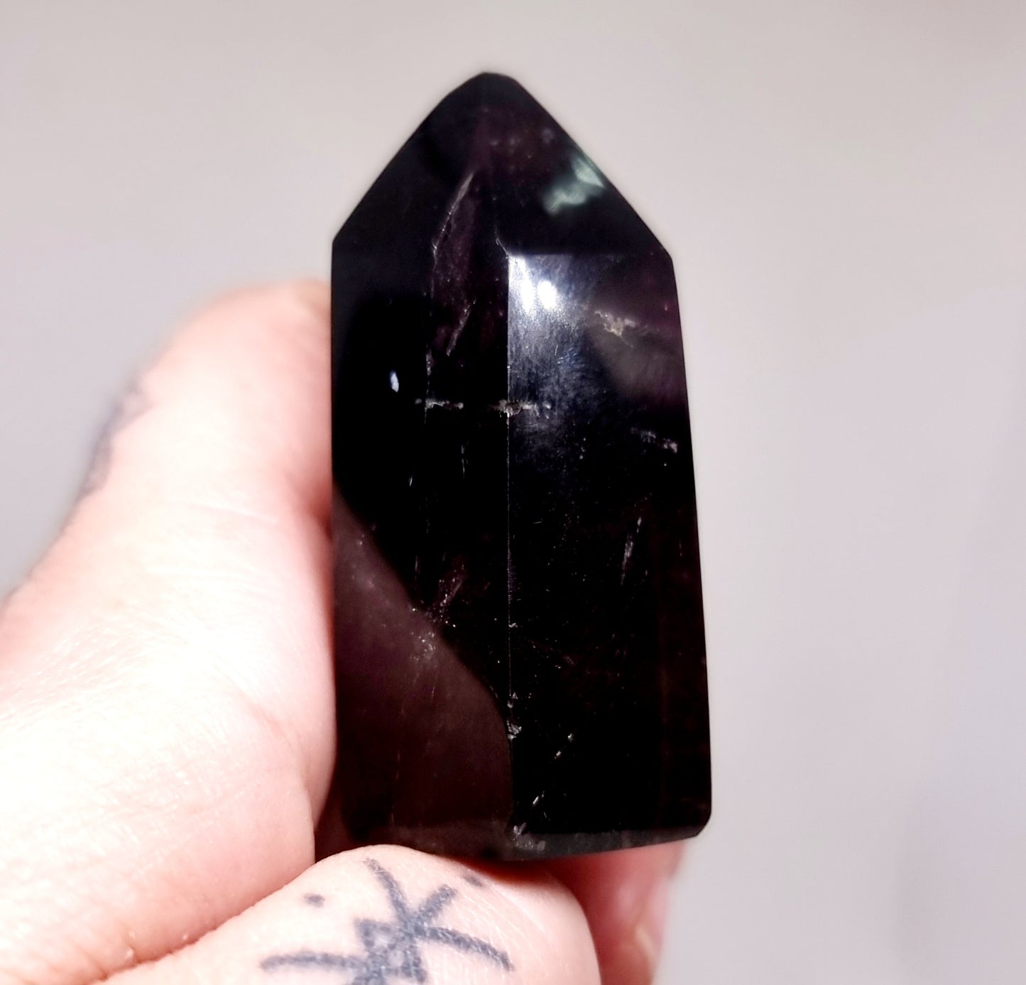 SMOKY PHANTOM QUARTZ POINT 54 g - GROUNDING & PROTECTION