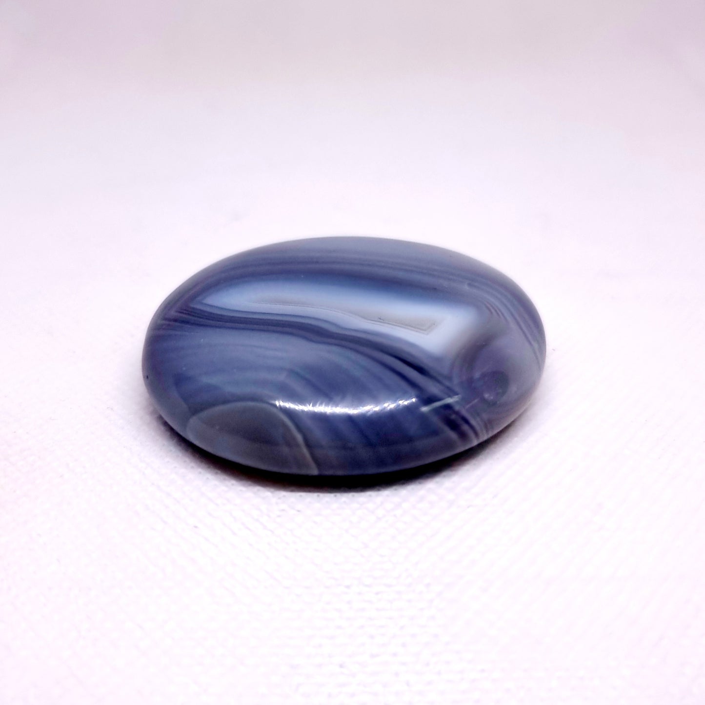 BANDED AGATE POLISHED PALM STONE 65 g - AURA PROTECTION
