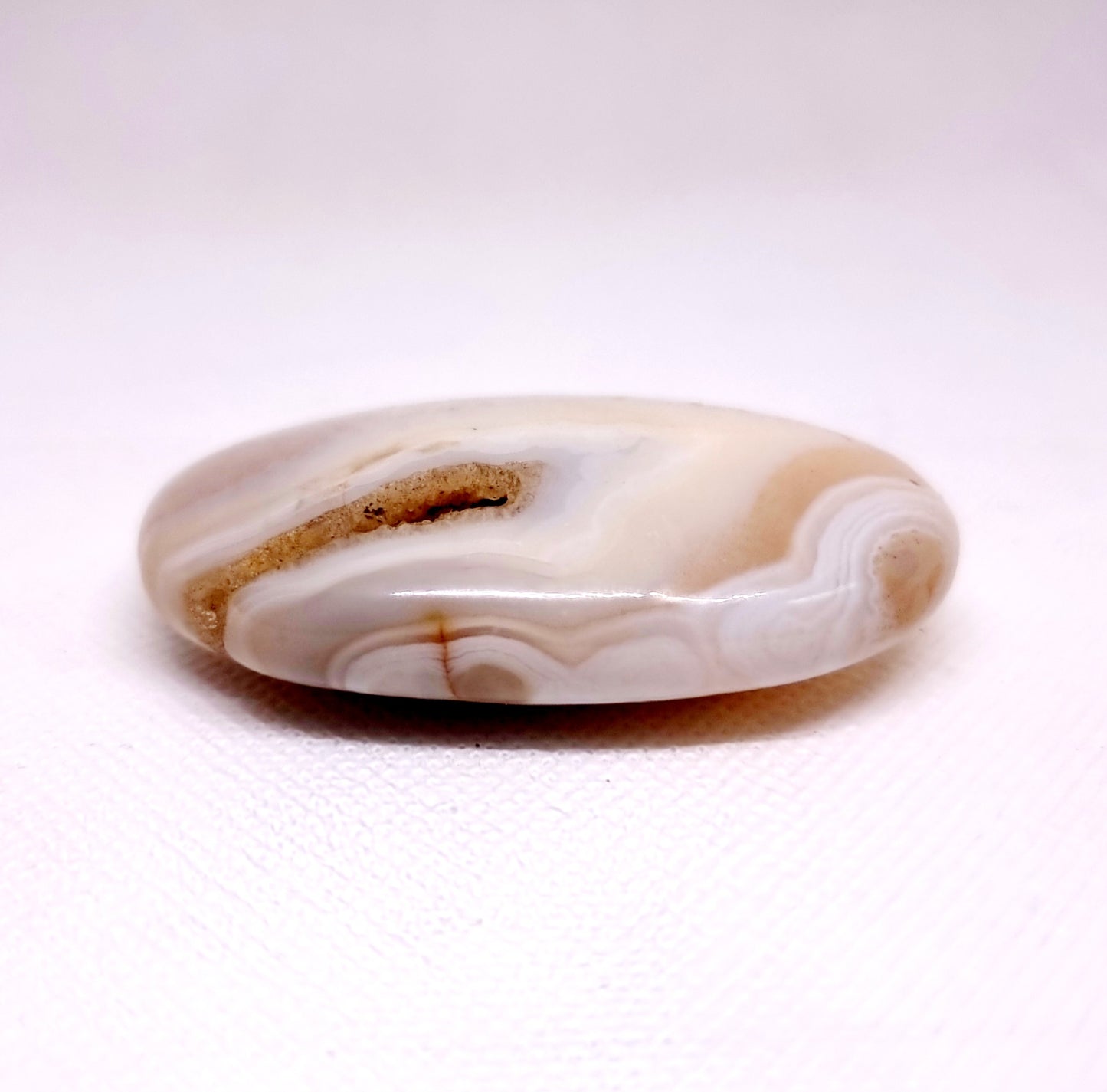 BANDED AGATE POLISHED PALM STONE 70 g - AURA PROTECTION