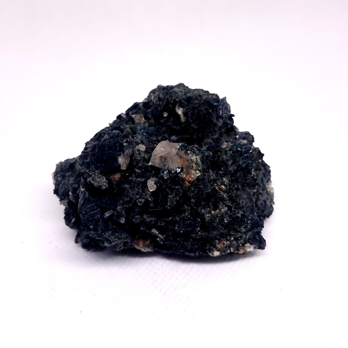 GREEN ACTINOLITE CLUSTER IN QUARTZ MATRIX 119 g - PSYCHIC SHIELD