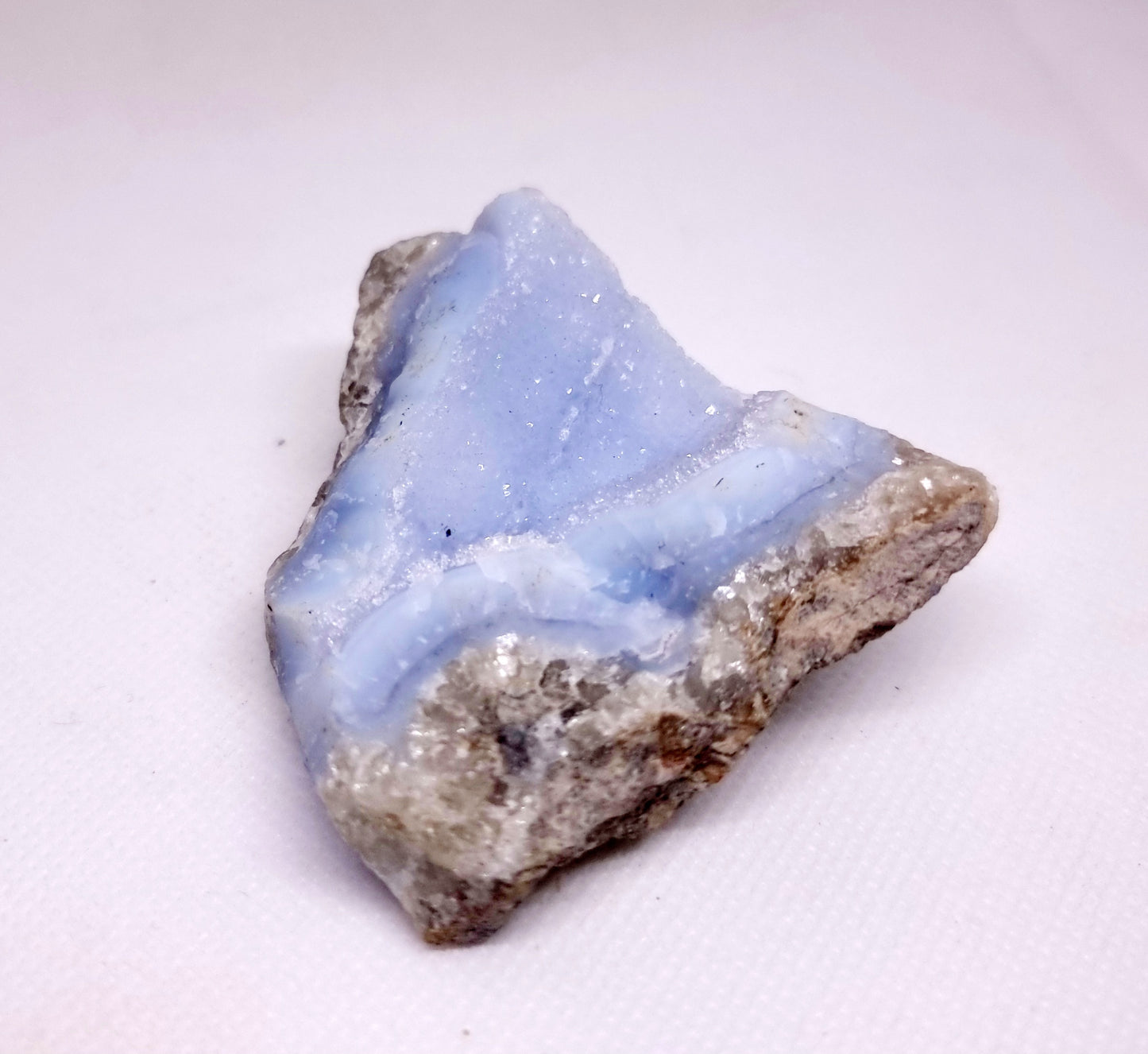 BLUE LACE AGATE GEODE 107 g - SERENITY, COMMUNICATION & INNER CALM