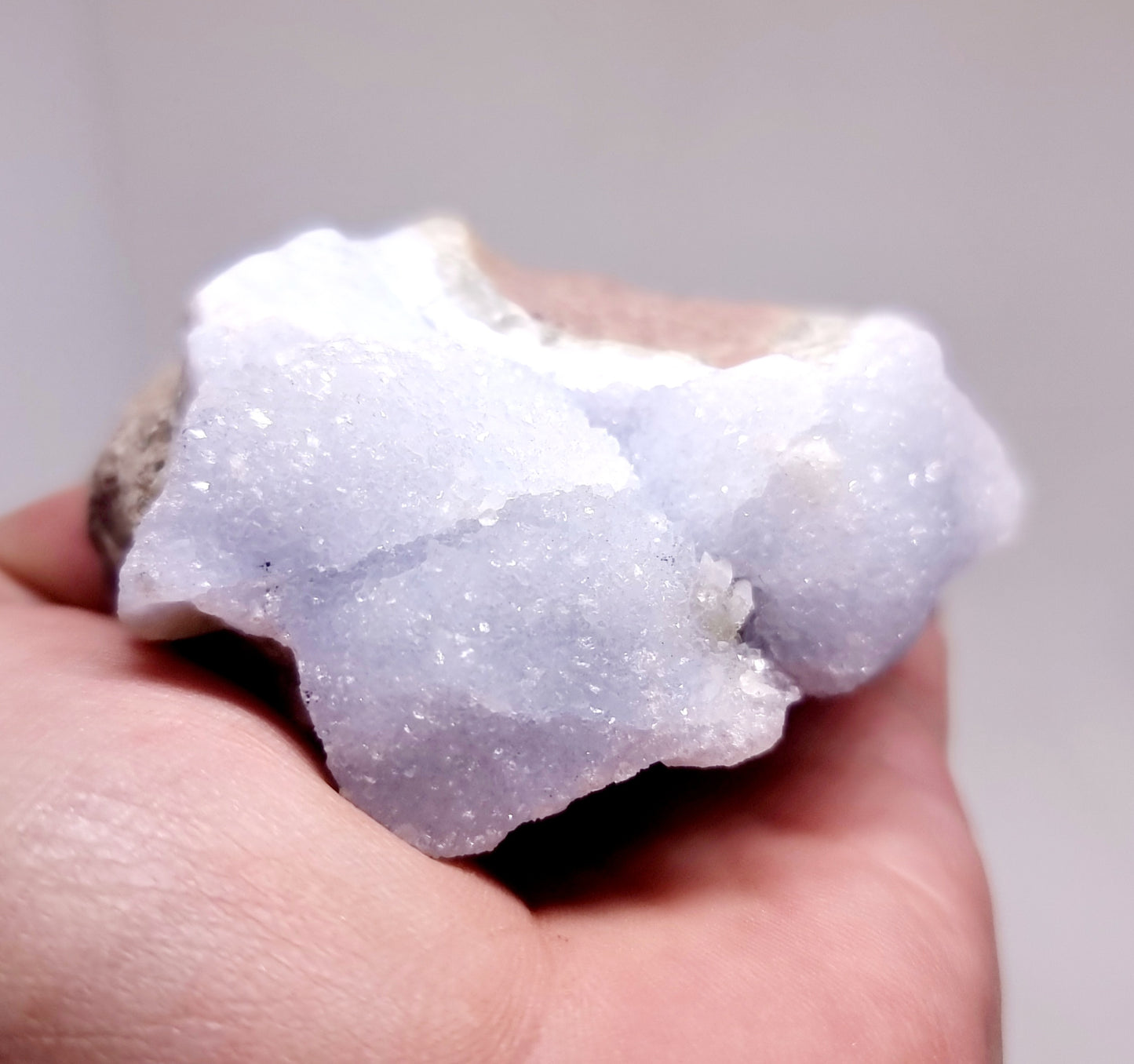 BLUE LACE AGATE GEODE 164 g - SERENITY, COMMUNICATION & INNER CALM