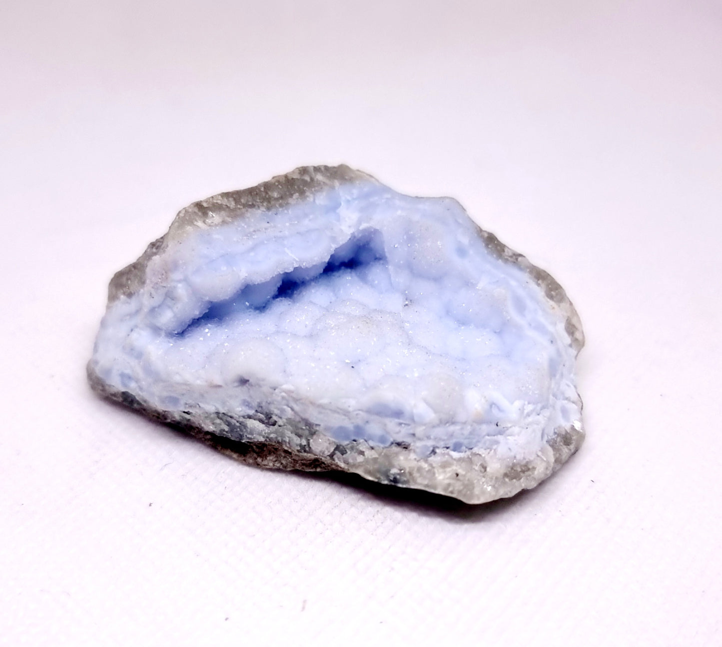 BLUE LACE AGATE GEODE 89 g - SERENITY, COMMUNICATION & INNER CALM