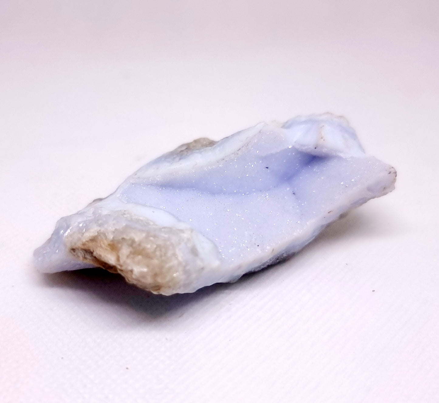 BLUE LACE AGATE GEODE 96 g - SERENITY, COMMUNICATION & INNER CALM