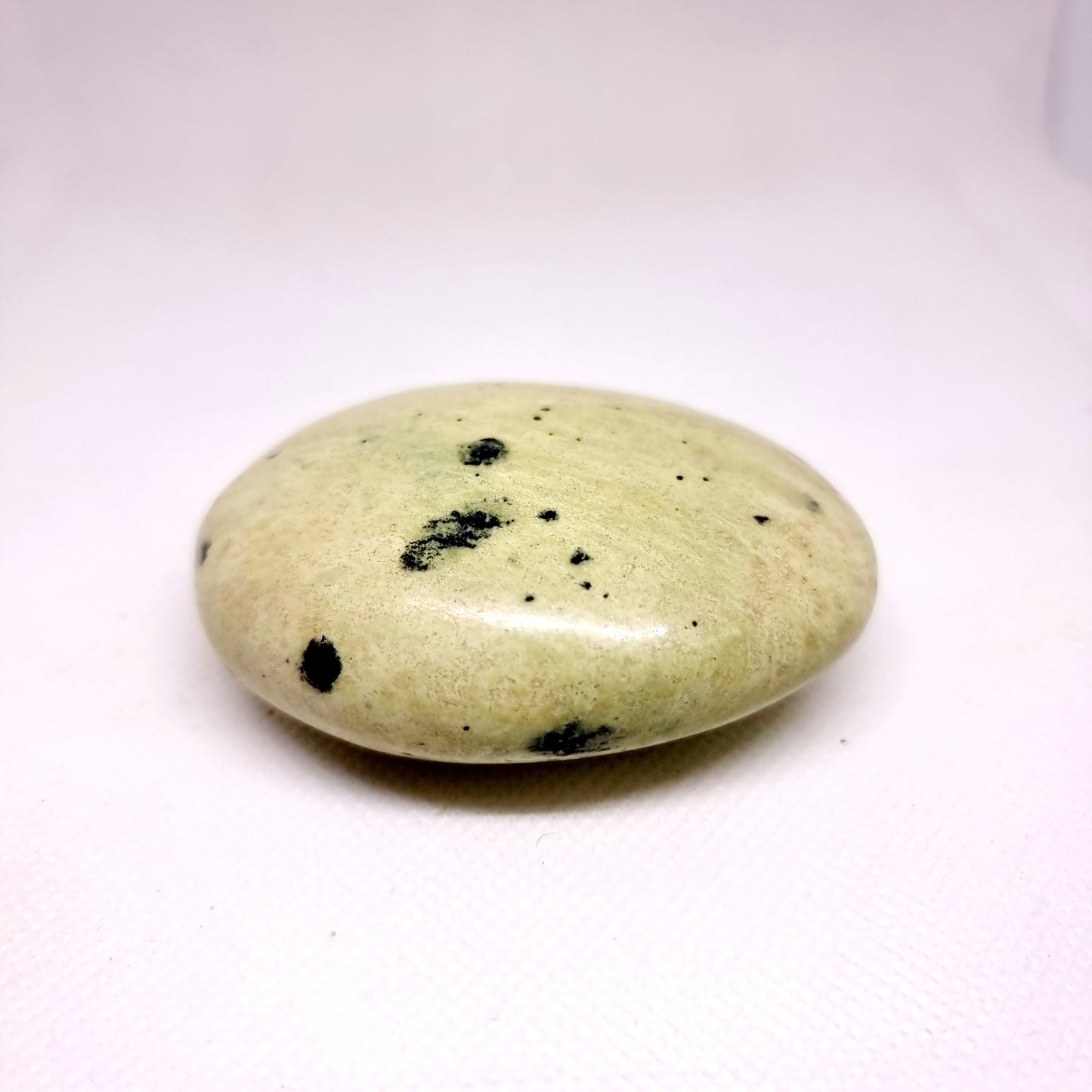 LEOPARD STONE / SERPENTINE POLISHED GALLET 120 g - INTUITION