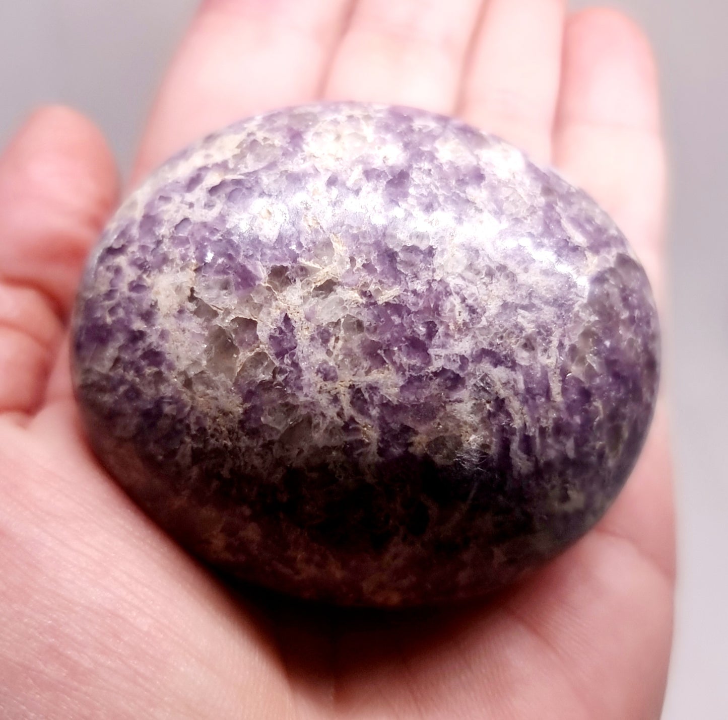 LEPIDOLITE POLISHED GALLET 148 g - AKASHIC RECORDS
