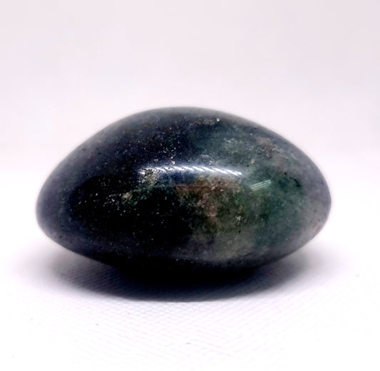 GREEN FUCHSITE QUARTZ POLISHED GALLET 161 g - ABUNDANCE