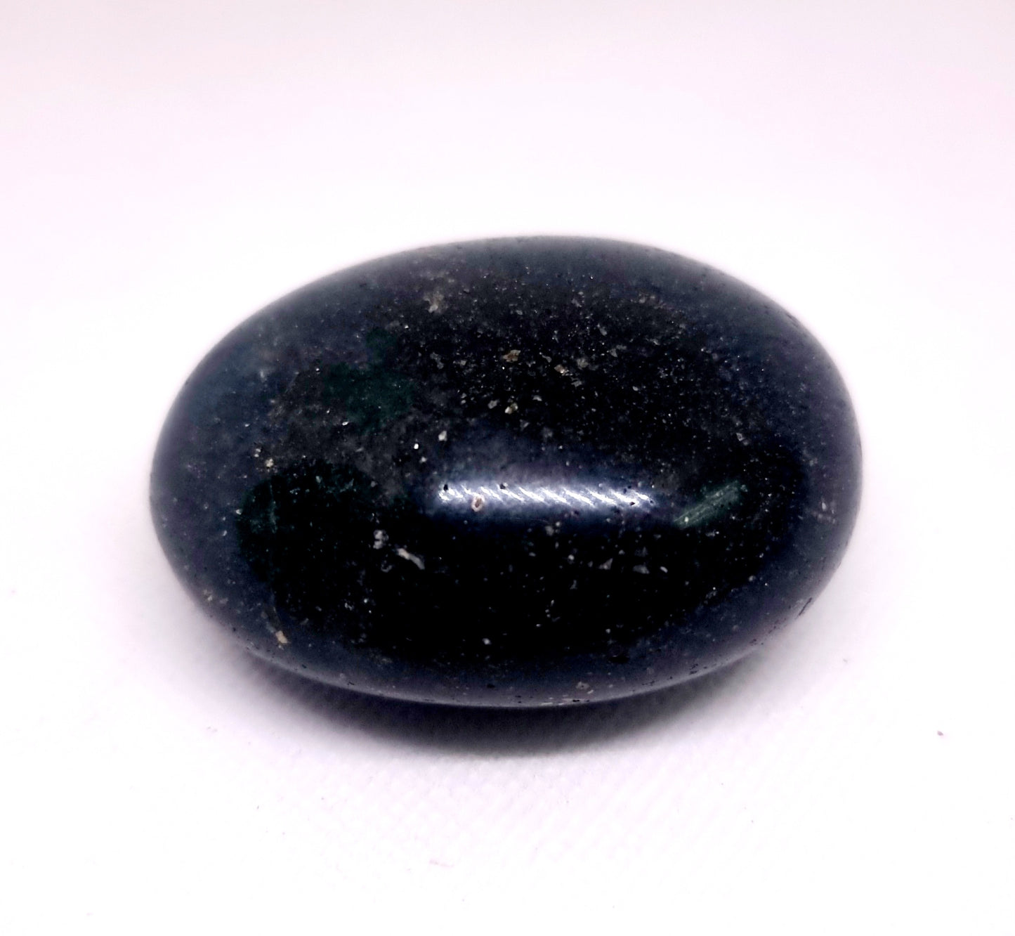 GREEN FUCHSITE QUARTZ POLISHED GALLET 135 g - ABUNDANCE