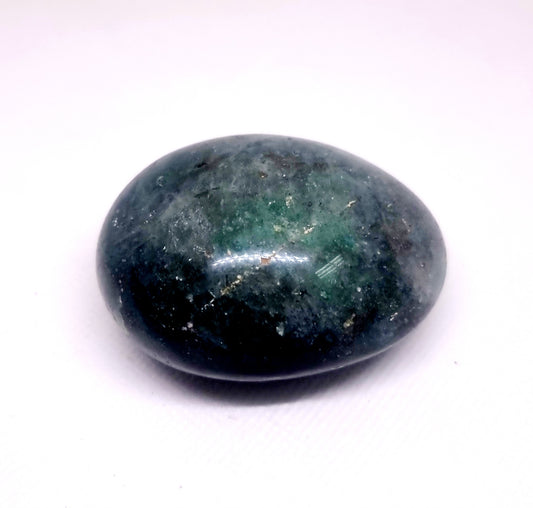 GREEN FUCHSITE QUARTZ POLISHED GALLET 131 g - ABUNDANCE