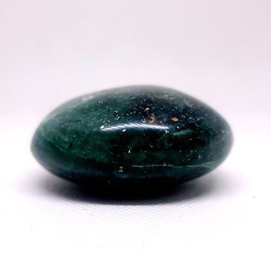 GREEN FUCHSITE QUARTZ POLISHED GALLET 106 g - ABUNDANCE