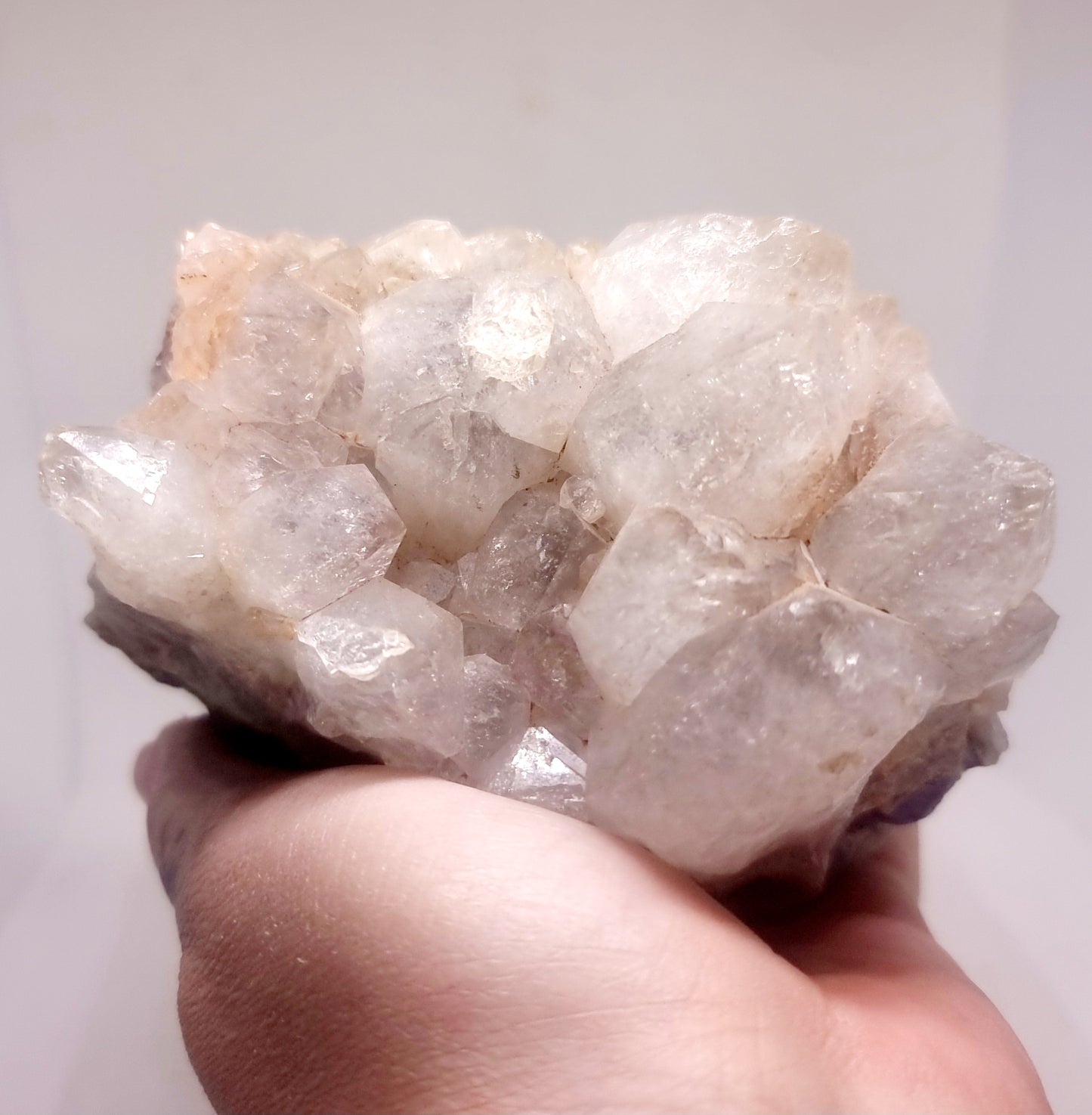 PHANTOM CLEAR QUARTZ CLUSTER 923 g - MASTER HEALER / ENERGY AMPLIFIER