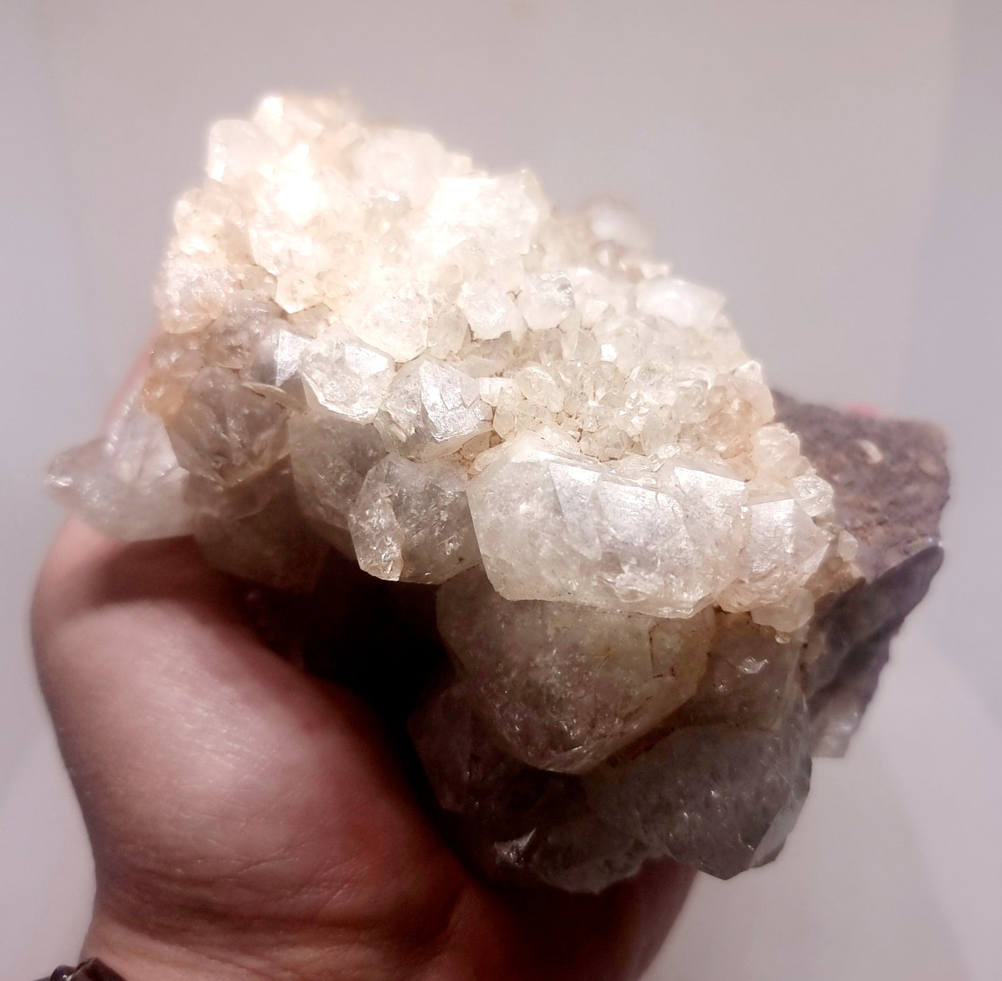 PHANTOM CLEAR QUARTZ CLUSTER 923 g - MASTER HEALER / ENERGY AMPLIFIER