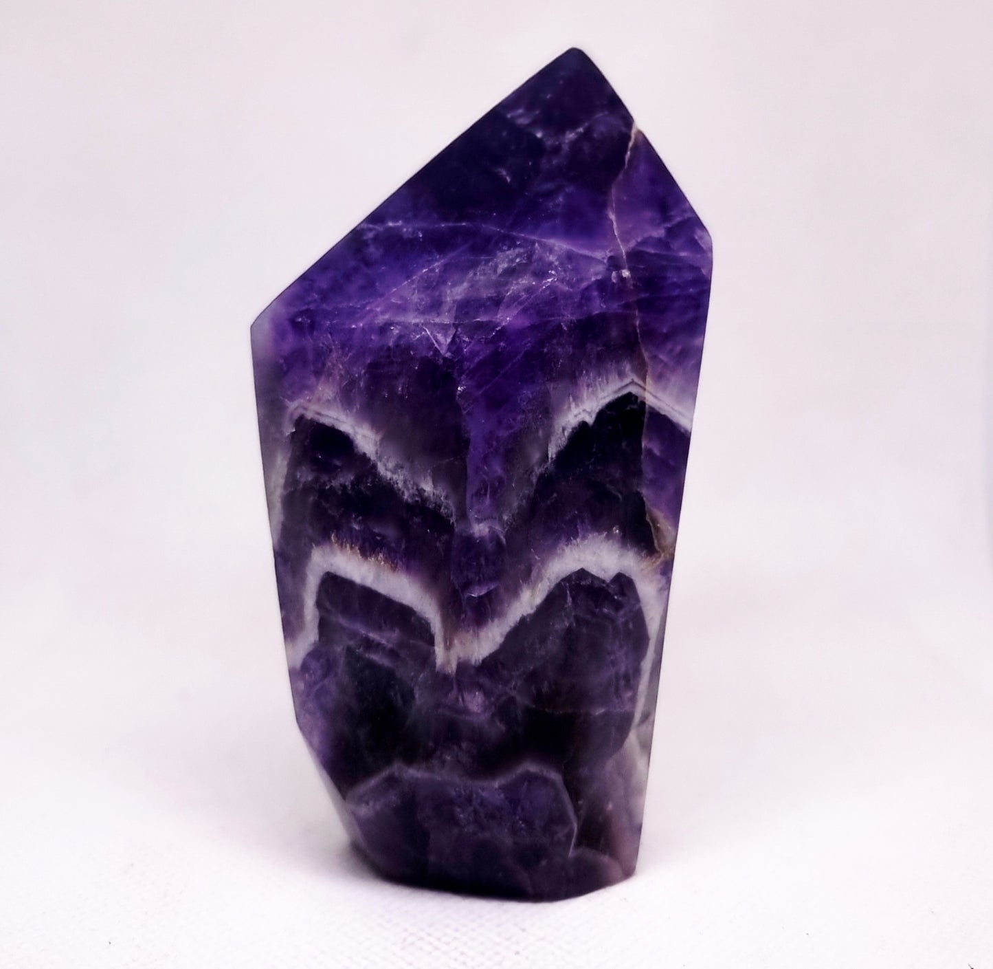 CHEVRON AMETHYST POLISHED TOWER 11.5 cm ( 432 g ) - INTUITION