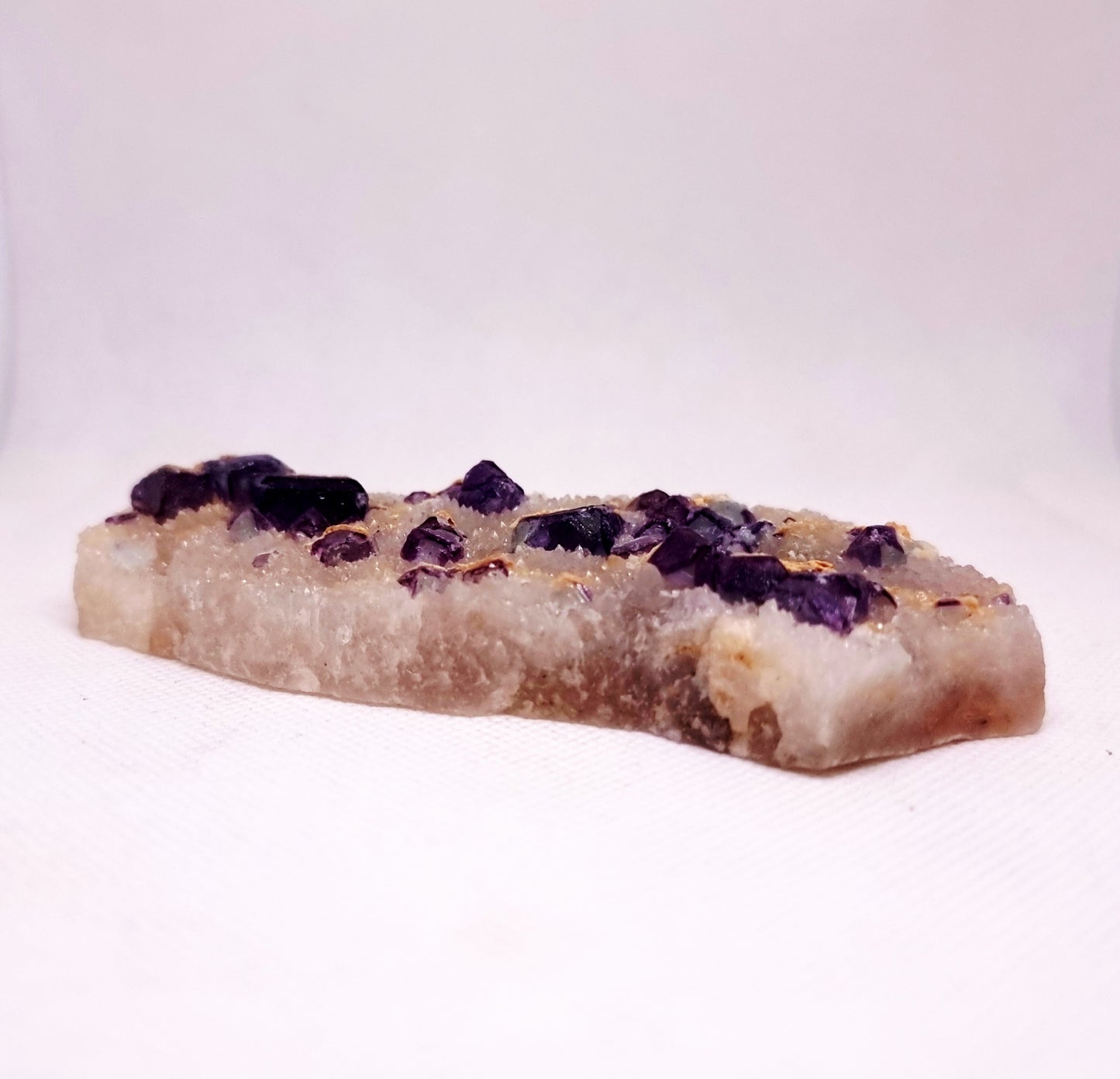 PURPLE CUBIC FLUORITE SPECIMEN 211 g - CLARITY & ENERGY